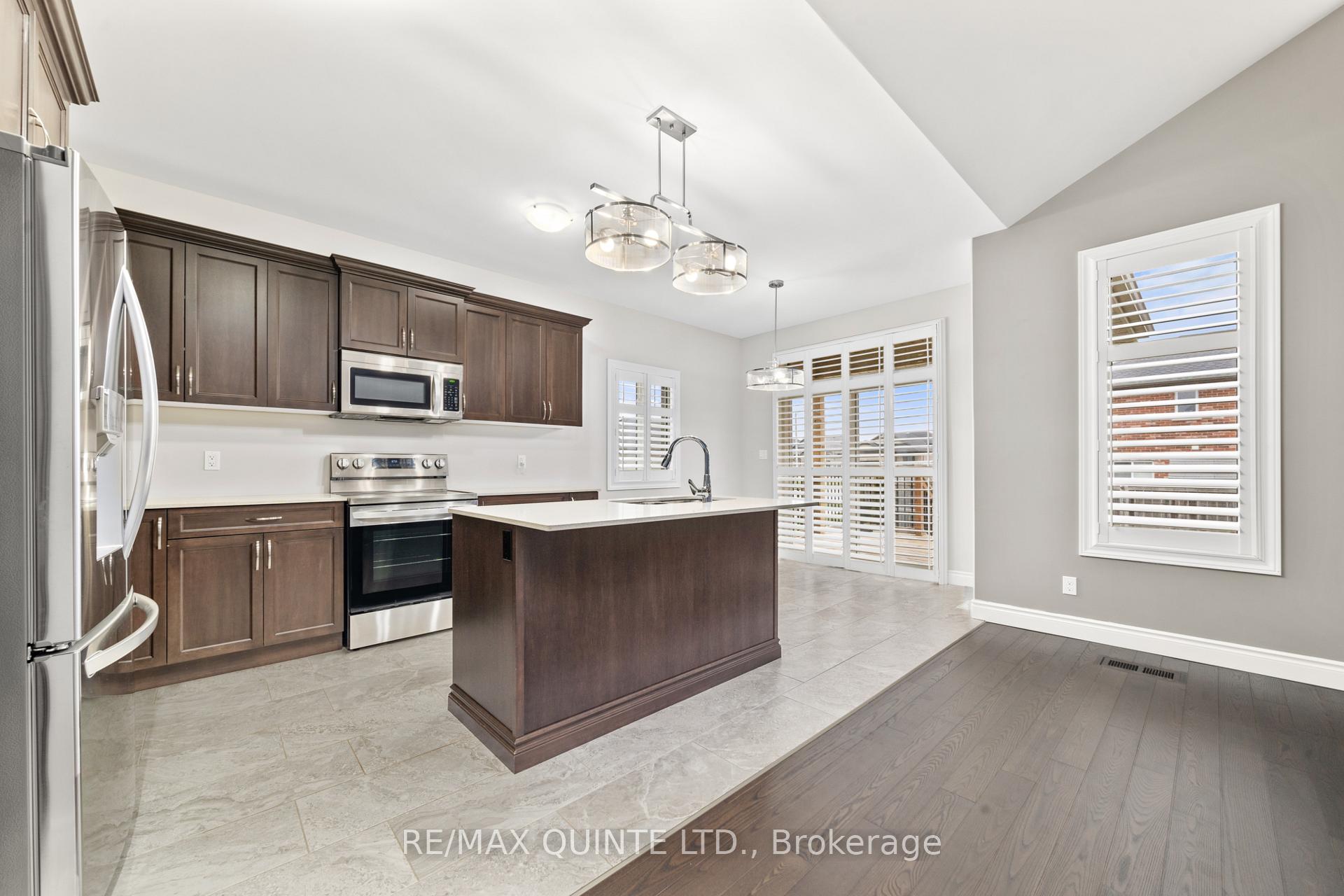 Photo 5 of 79 Covington Crescent, Belleville, Thurlow Ward — HOMEH