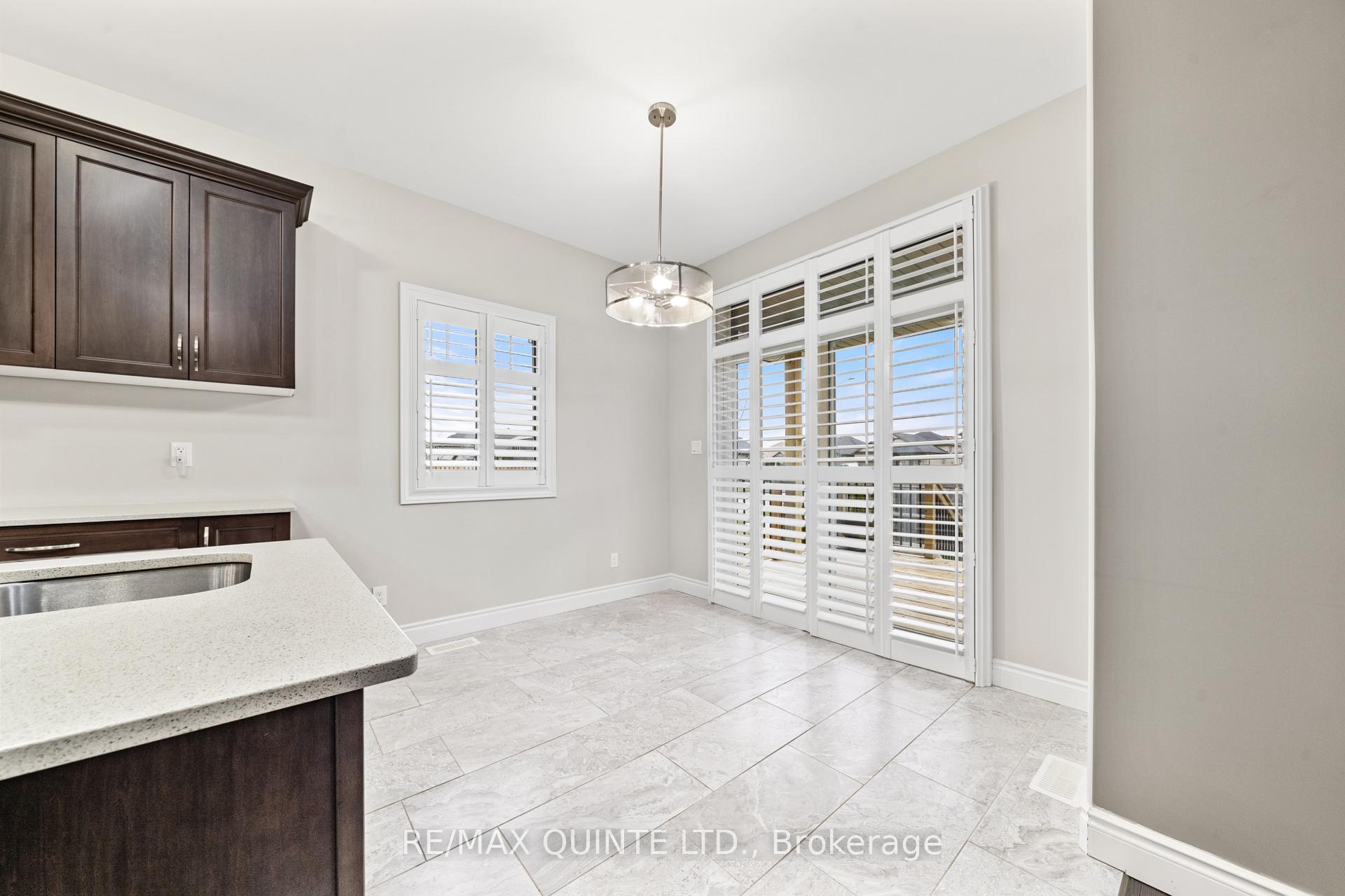 Photo 11 of 79 Covington Crescent, Belleville, Thurlow Ward — HOMEH