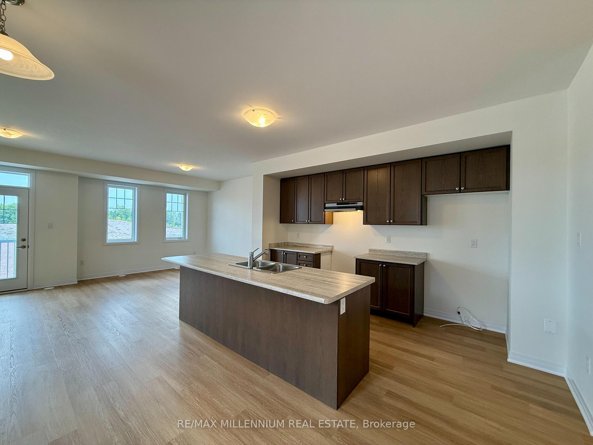 Photo 4 of 11 Gunnel Road, Welland, Dain City — HOMEH