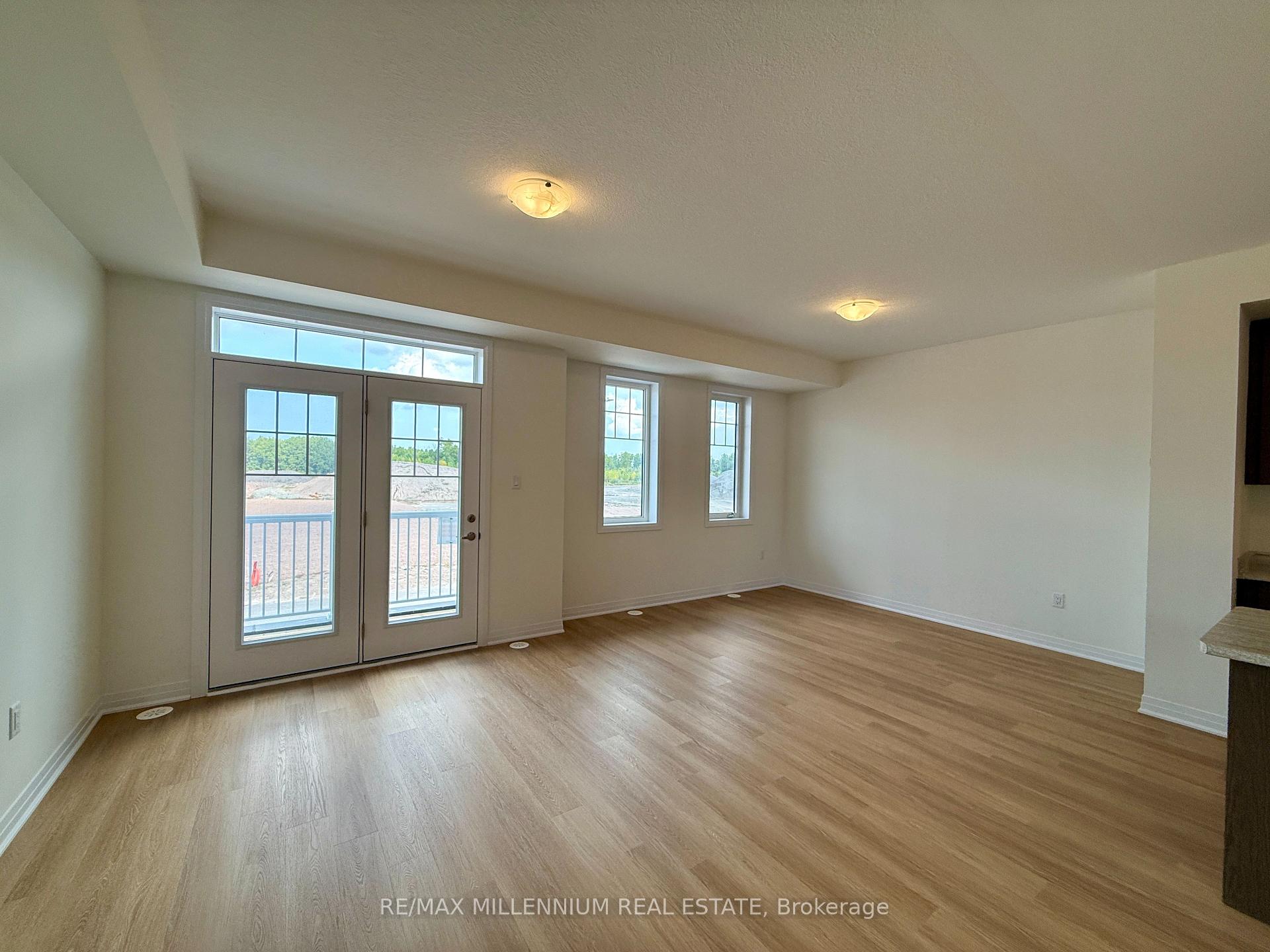 Photo 17 of 11 Gunnel Road, Welland, Dain City — HOMEH