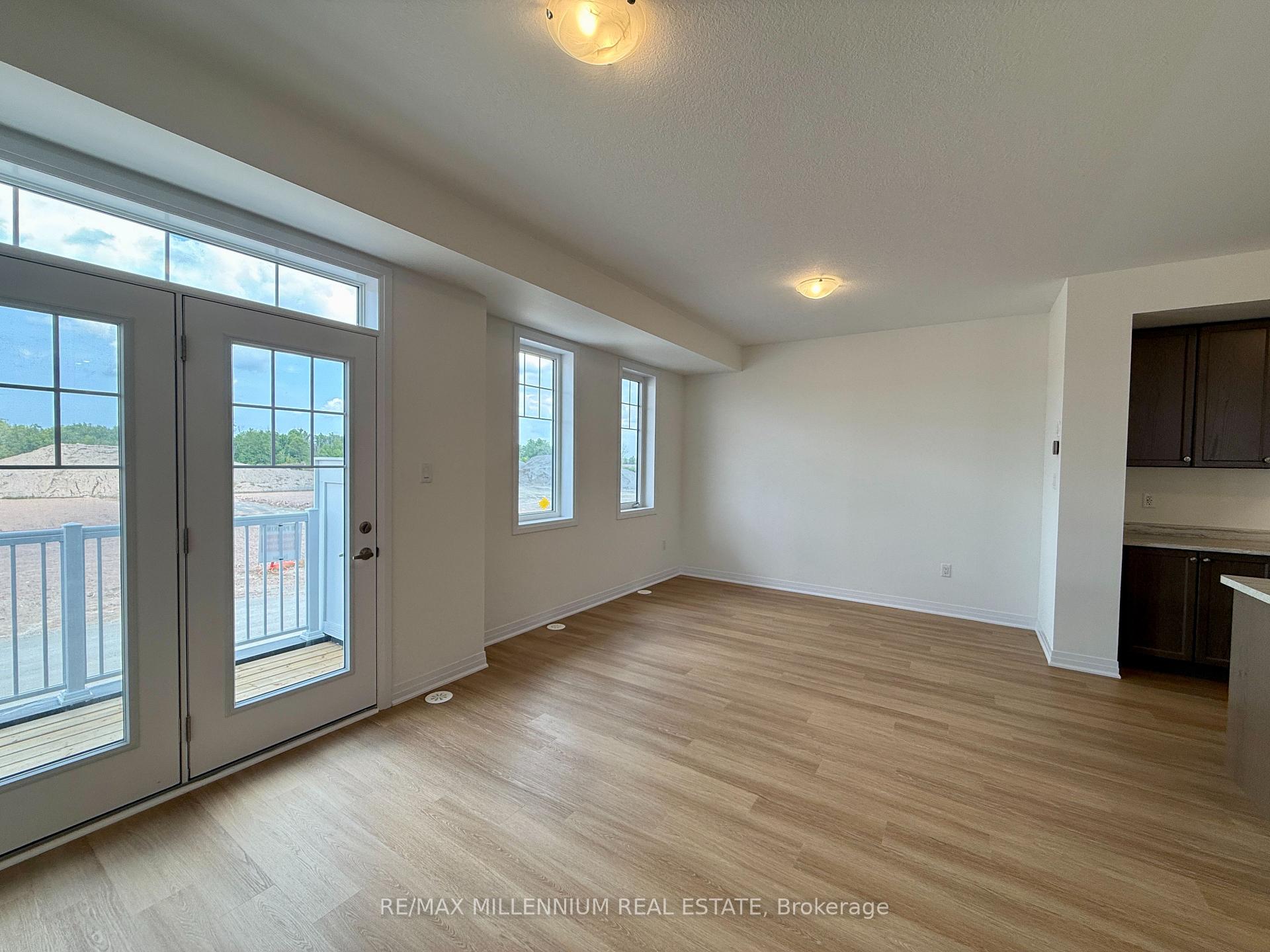 Photo 15 of 11 Gunnel Road, Welland, Dain City — HOMEH