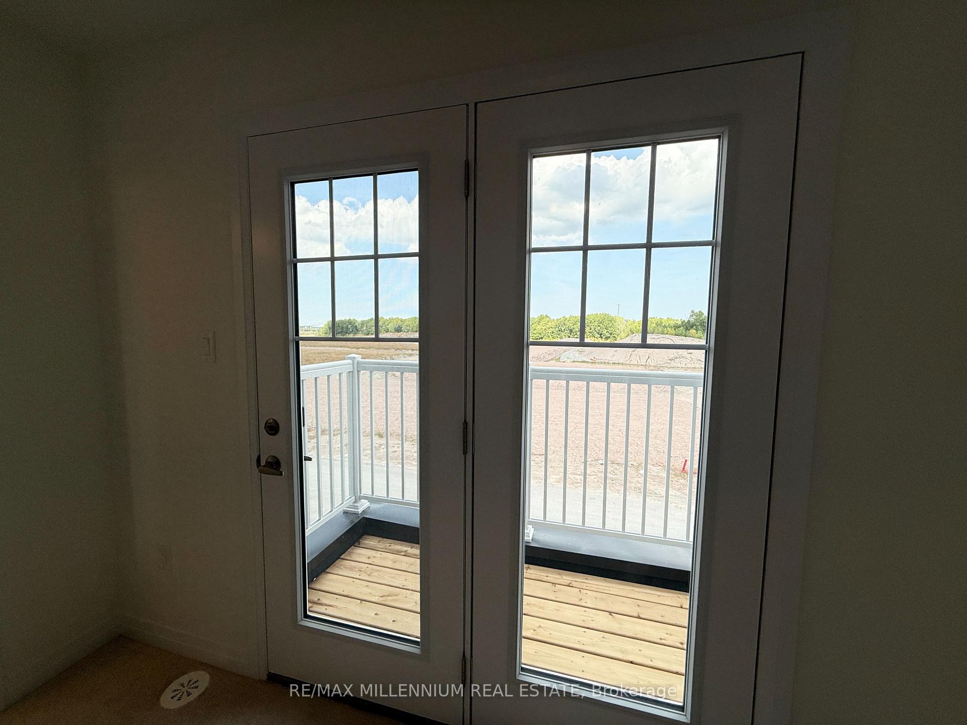 Photo 23 of 11 Gunnel Road, Welland, Dain City — HOMEH