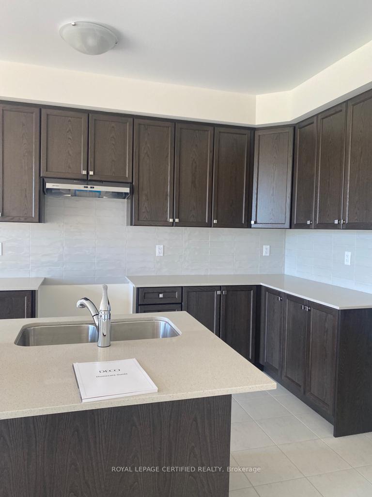 Photo 3 of 1181 MARATHON Ave., Pickering, Duffin Heights — HOMEH