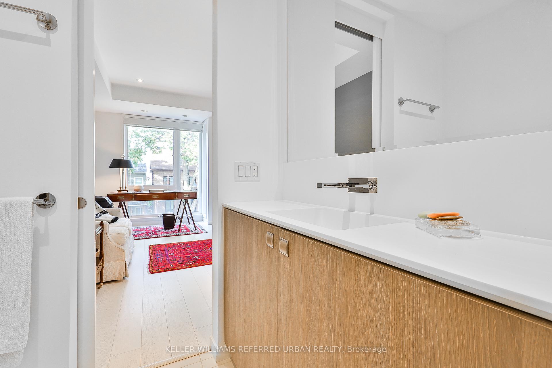 Photo 7 of 267 Roxton Road, Toronto, Palmerston-Little Italy — HOMEH