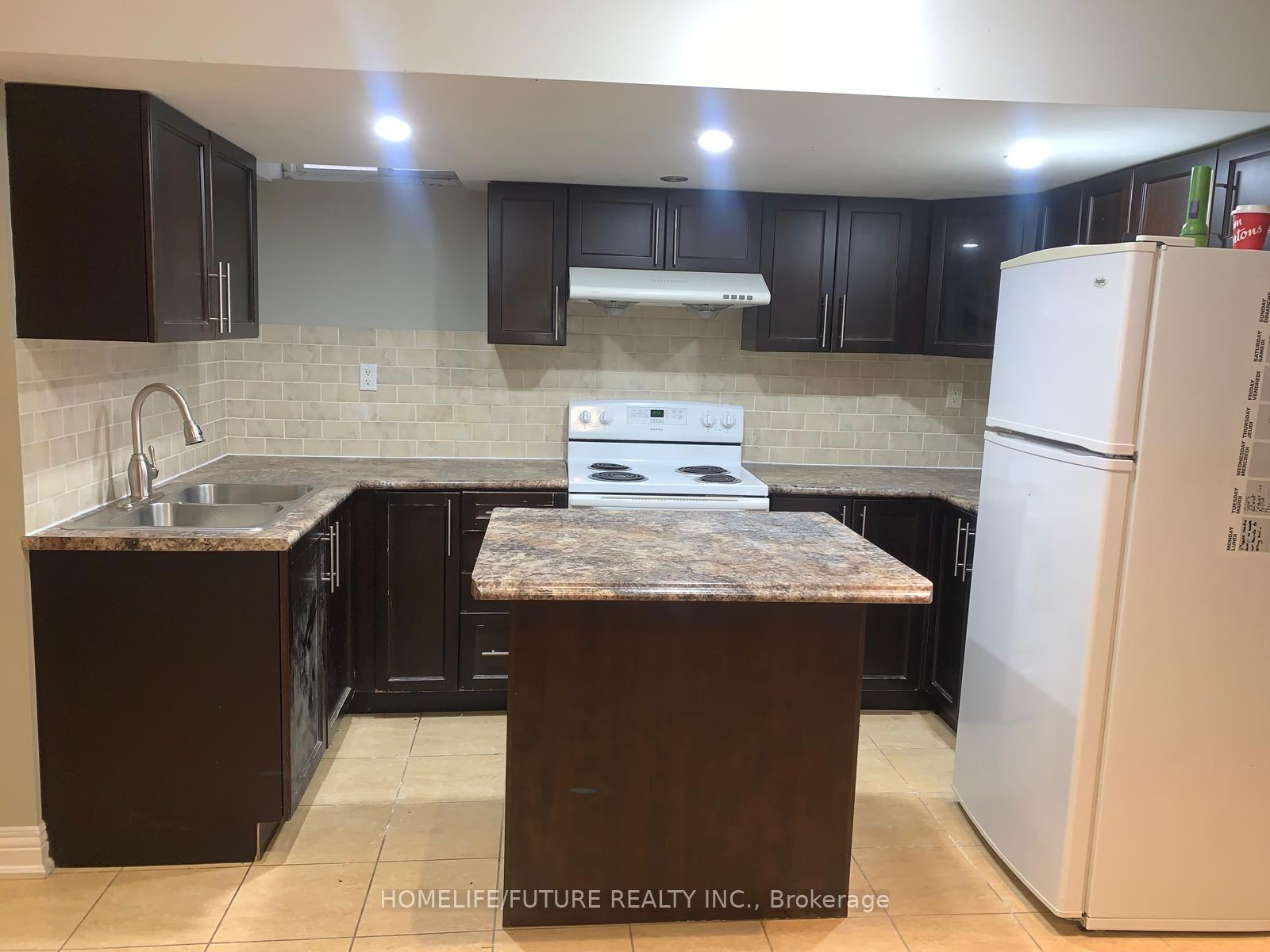 Photo 6 of Unit Bsmt, 8 Daleridge Crescent, Brampton, Bram East — HOMEH