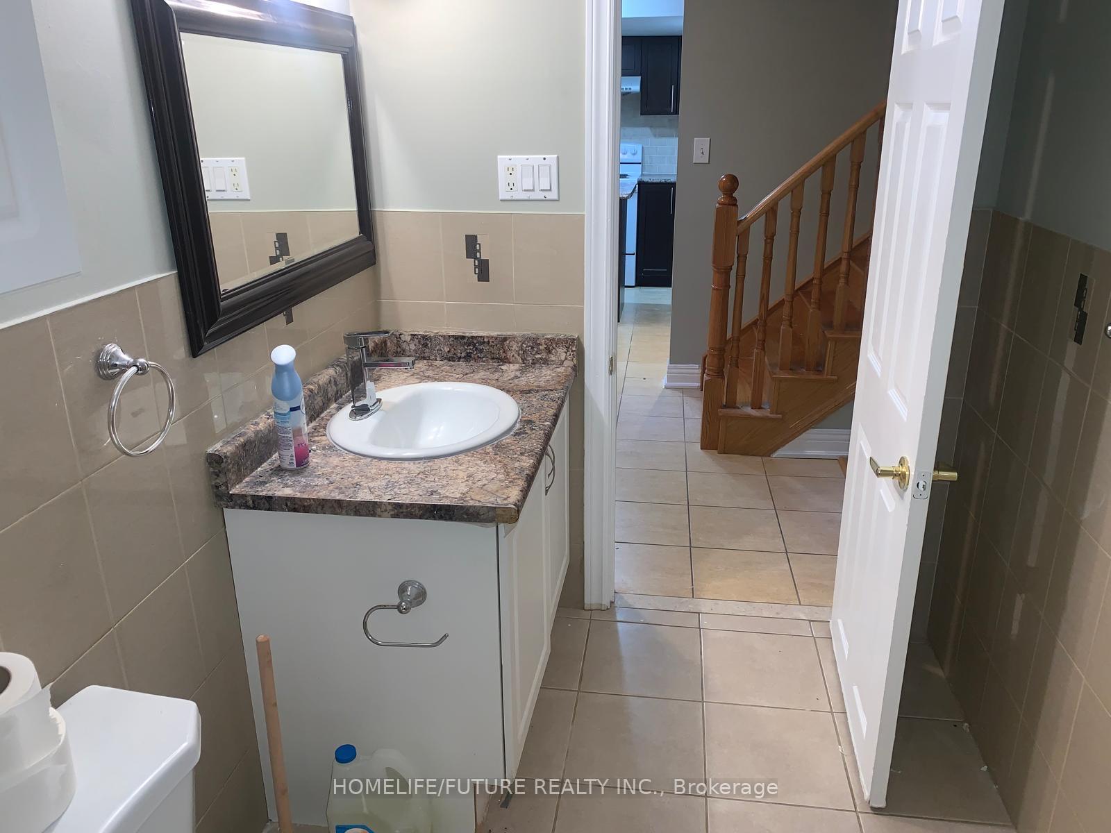 Photo 5 of Unit Bsmt, 8 Daleridge Crescent, Brampton, Bram East — HOMEH