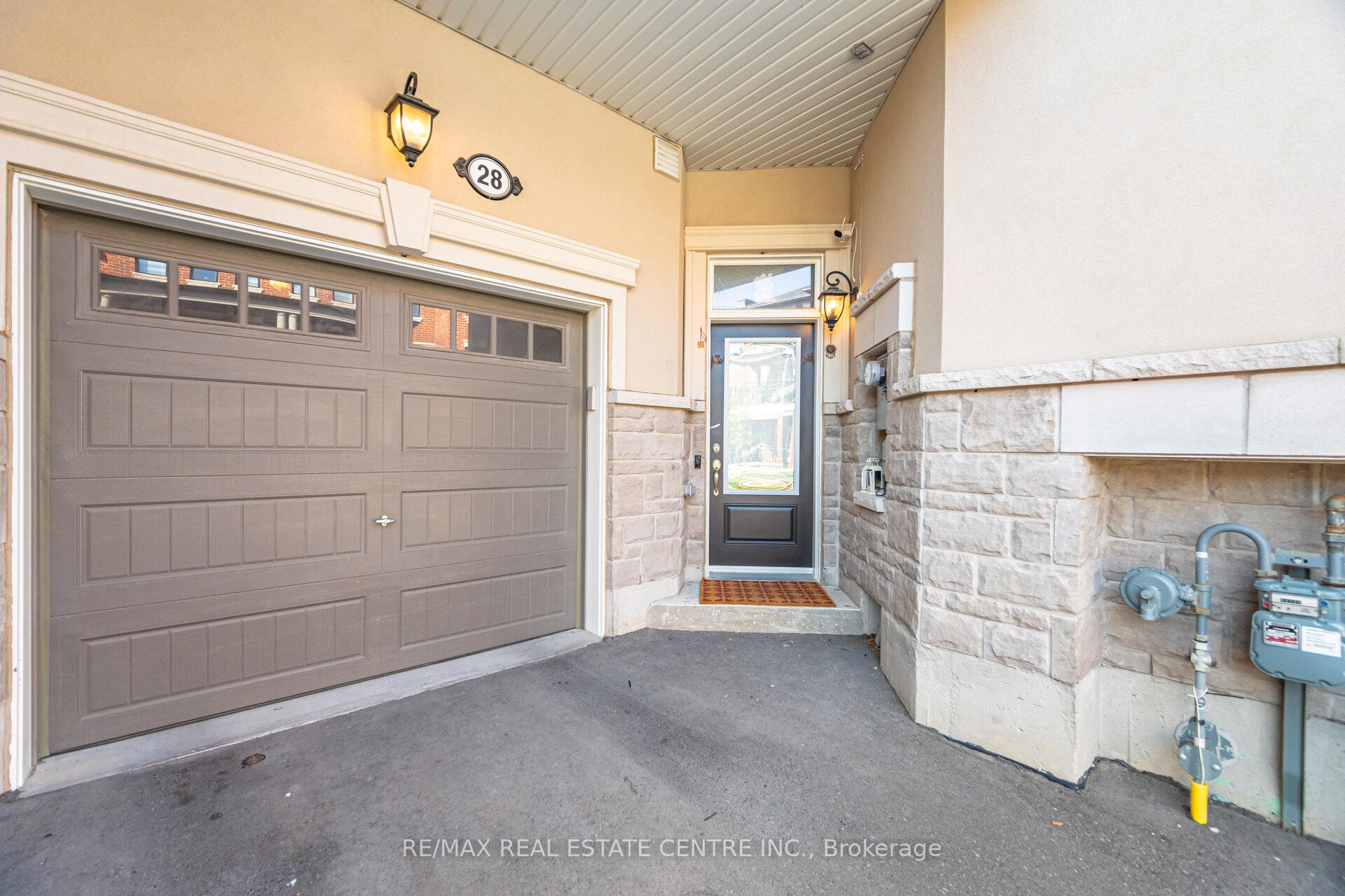 Photo 3 of Unit 28, 975 Whitlock Avenue, Milton, Cobban — HOMEH