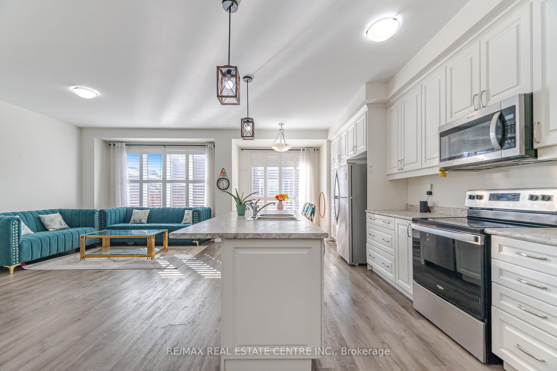 Photo 4 of Unit 28, 975 Whitlock Avenue, Milton, Cobban — HOMEH