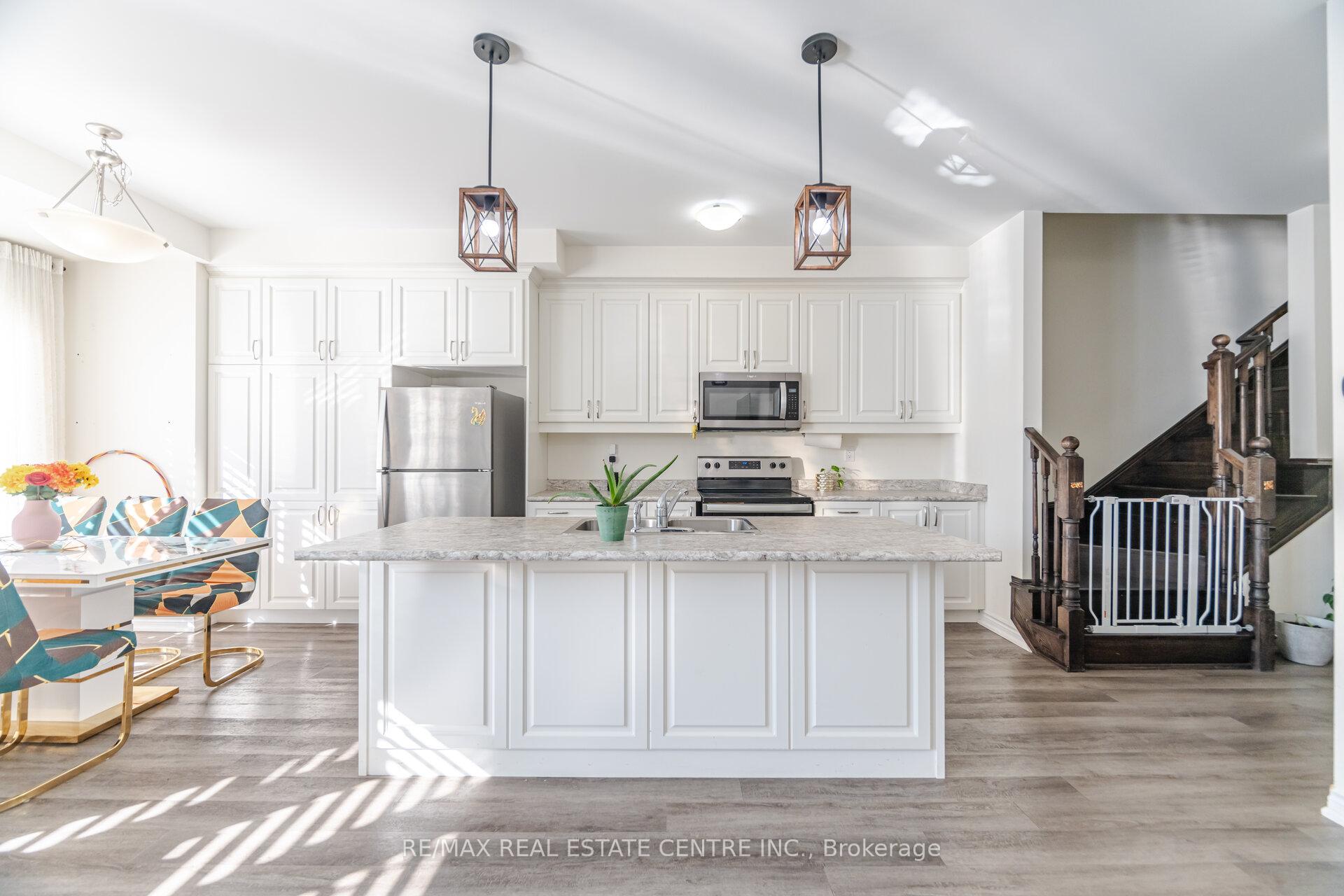 Photo 12 of Unit 28, 975 Whitlock Avenue, Milton, Cobban — HOMEH
