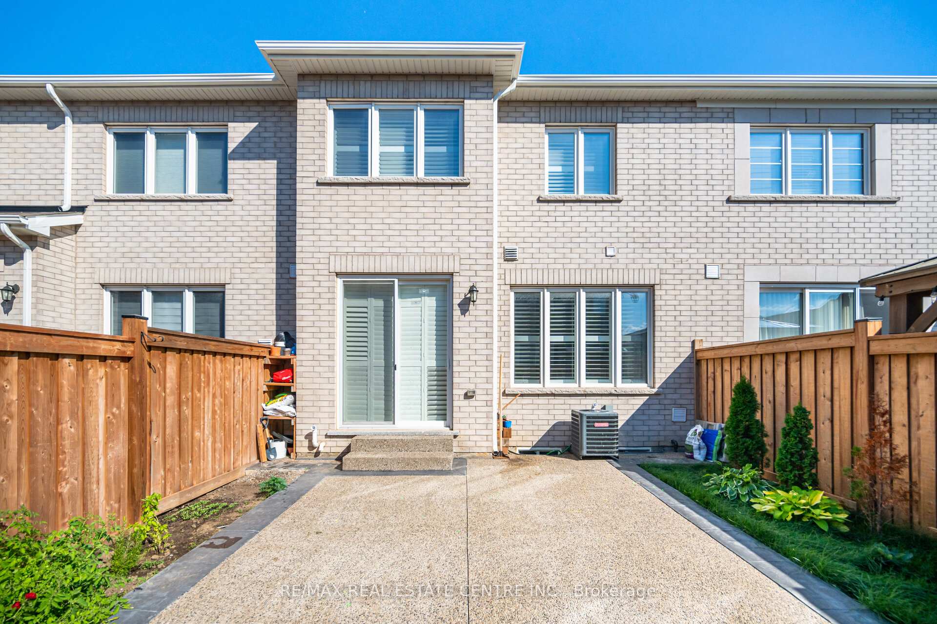 Photo 20 of Unit 28, 975 Whitlock Avenue, Milton, Cobban — HOMEH