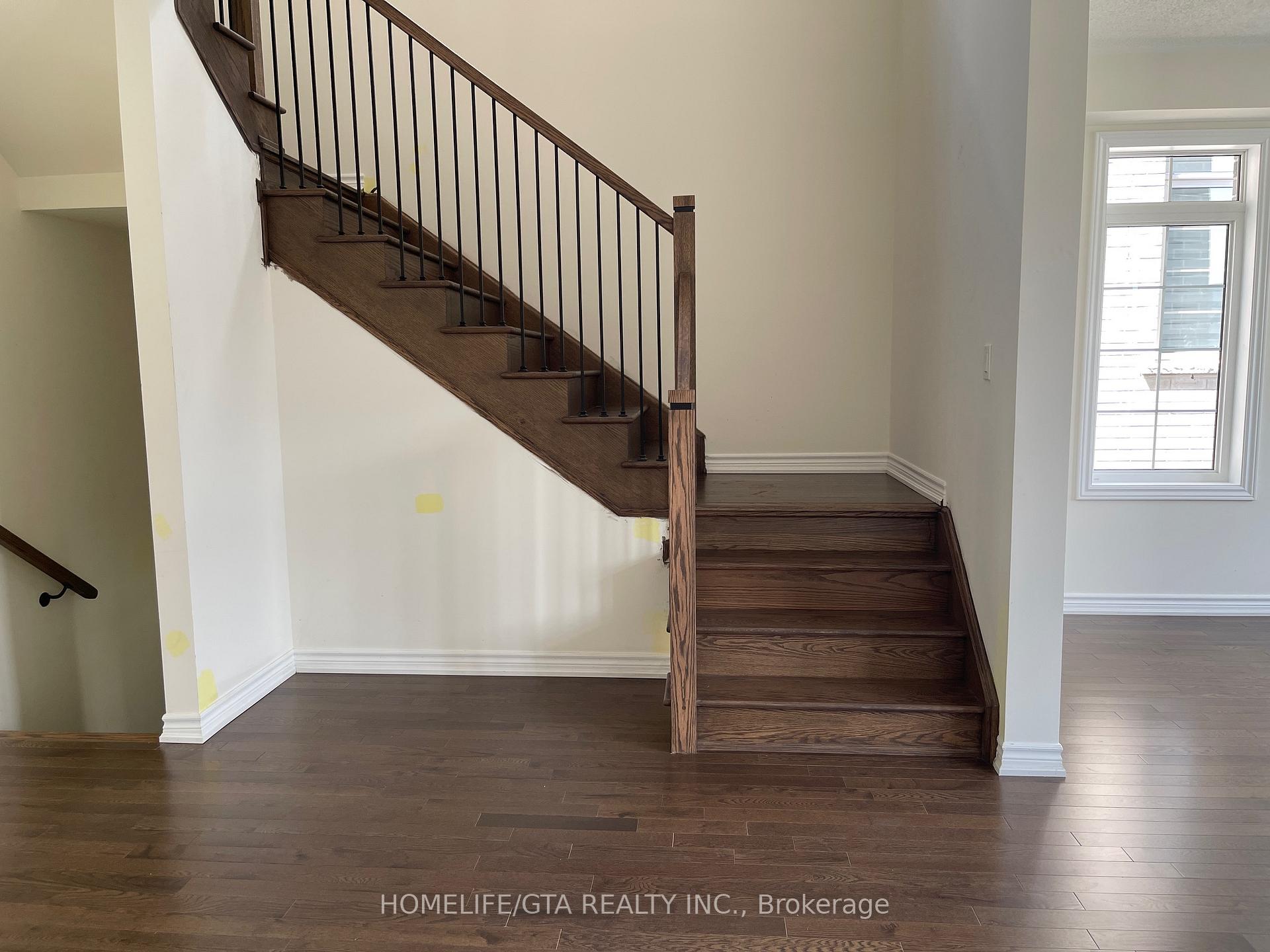 Photo 13 of 2628 Apricot Lane, Pickering, Rural Pickering — HOMEH