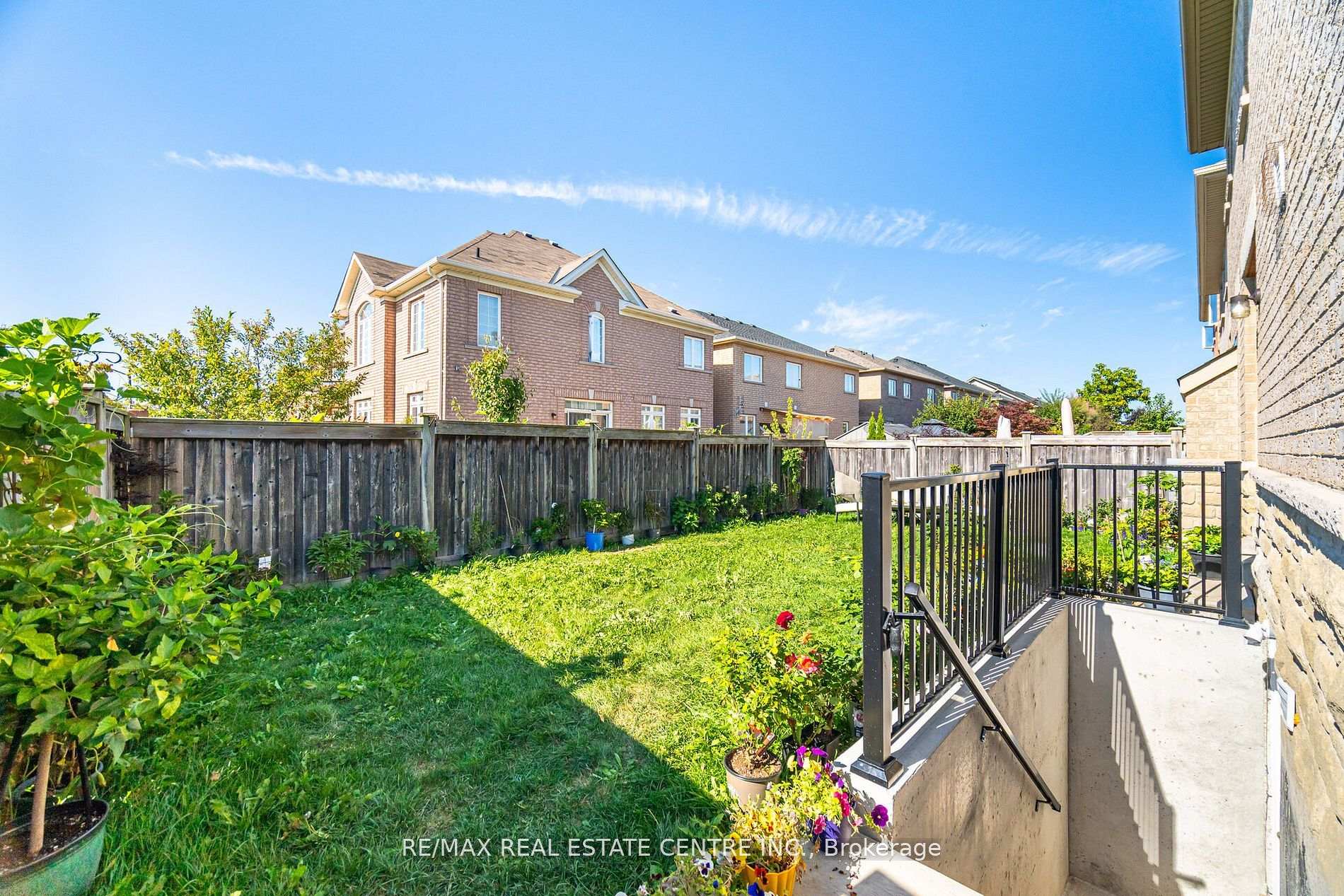 Photo 15 of Unit Lower, 351 Greenless Circle, Milton, Clarke — HOMEH