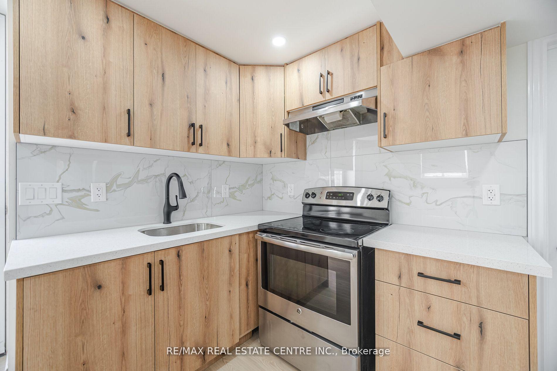 Photo 11 of Unit Lower, 351 Greenless Circle, Milton, Clarke — HOMEH
