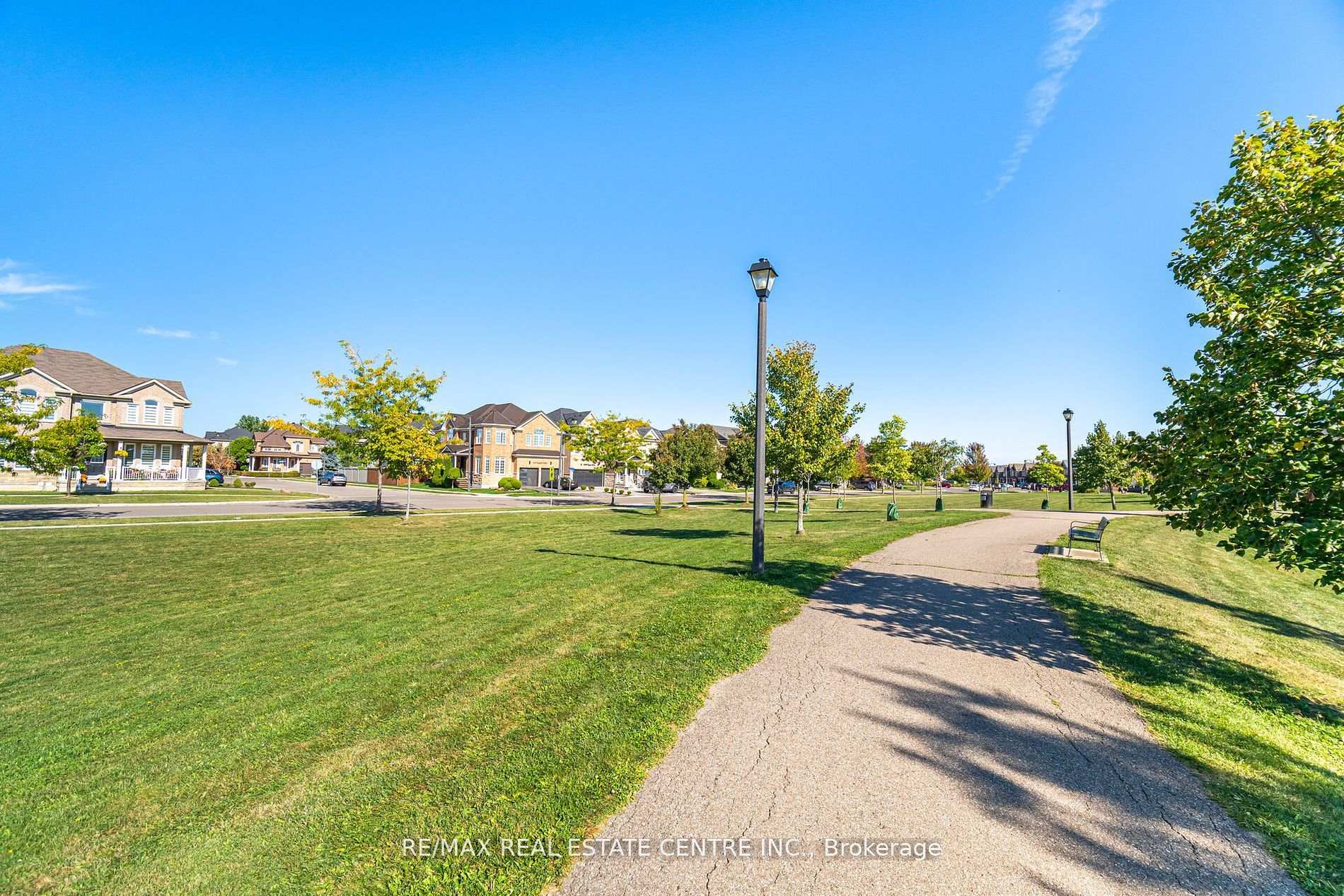 Photo 16 of Unit Lower, 351 Greenless Circle, Milton, Clarke — HOMEH