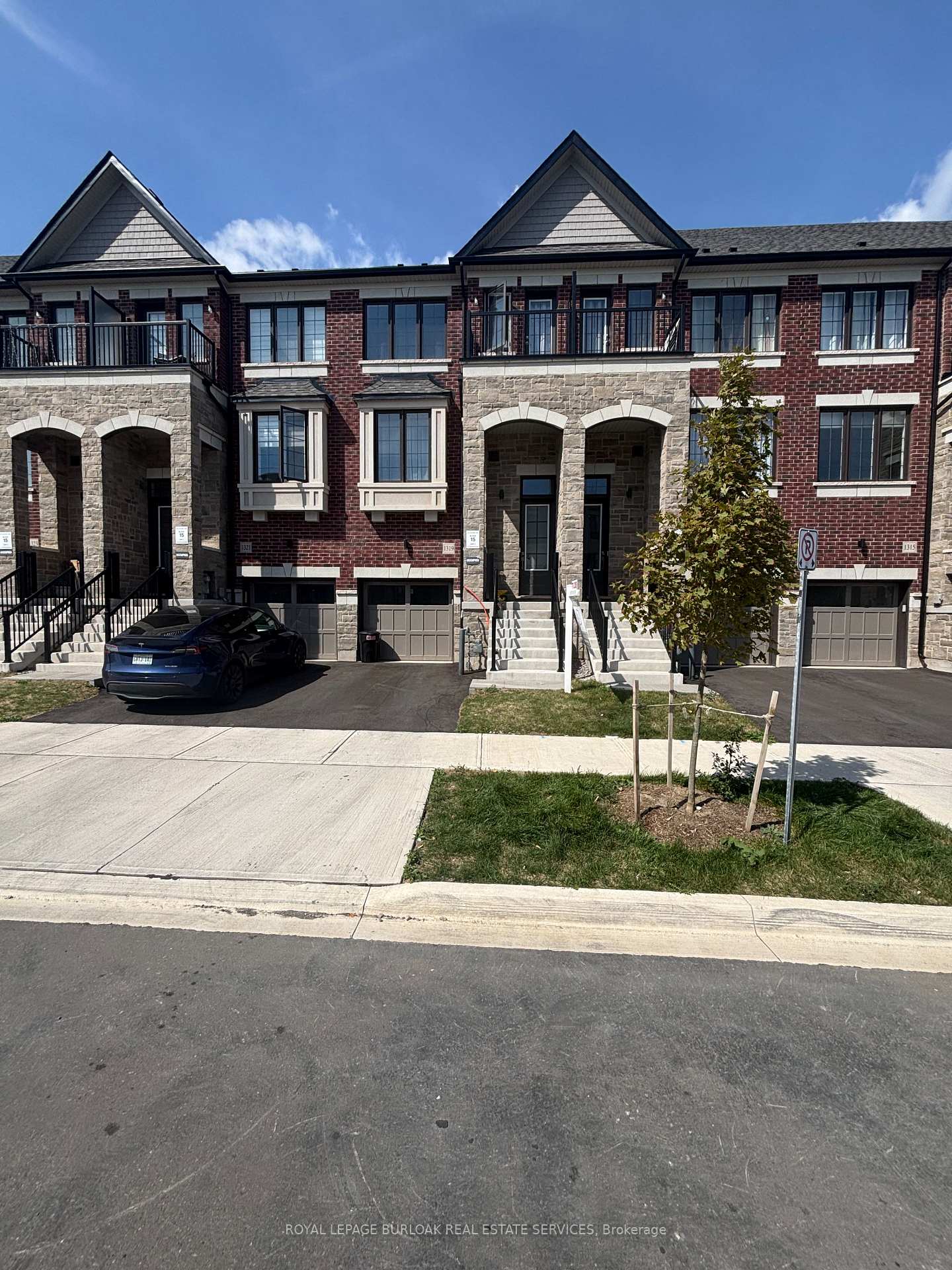 Photo 1 of Unit 15, 1319 Shevchenko Boulevard, Oakville, Northwest — HOMEH