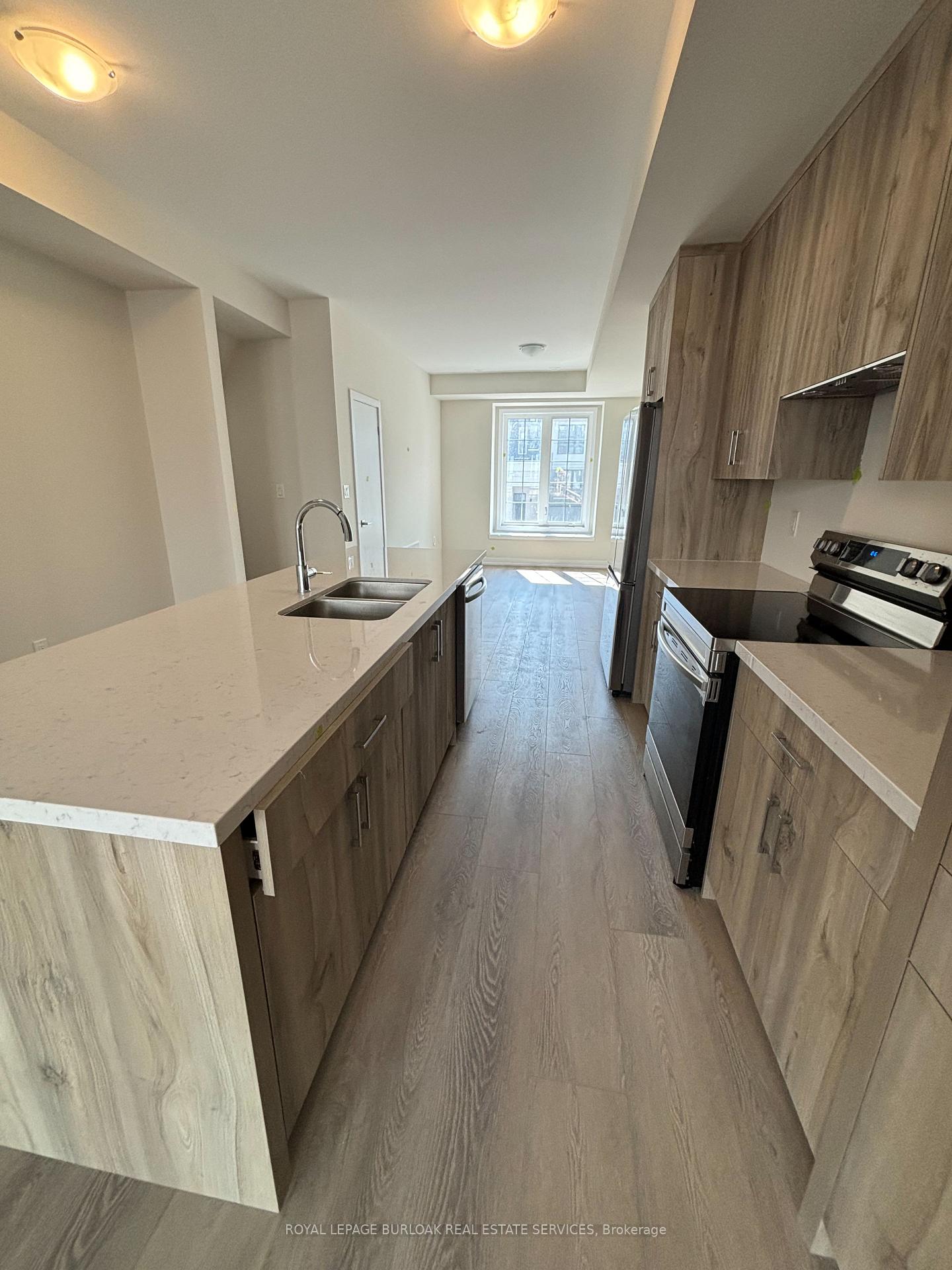 Photo 32 of Unit 15, 1319 Shevchenko Boulevard, Oakville, Northwest — HOMEH