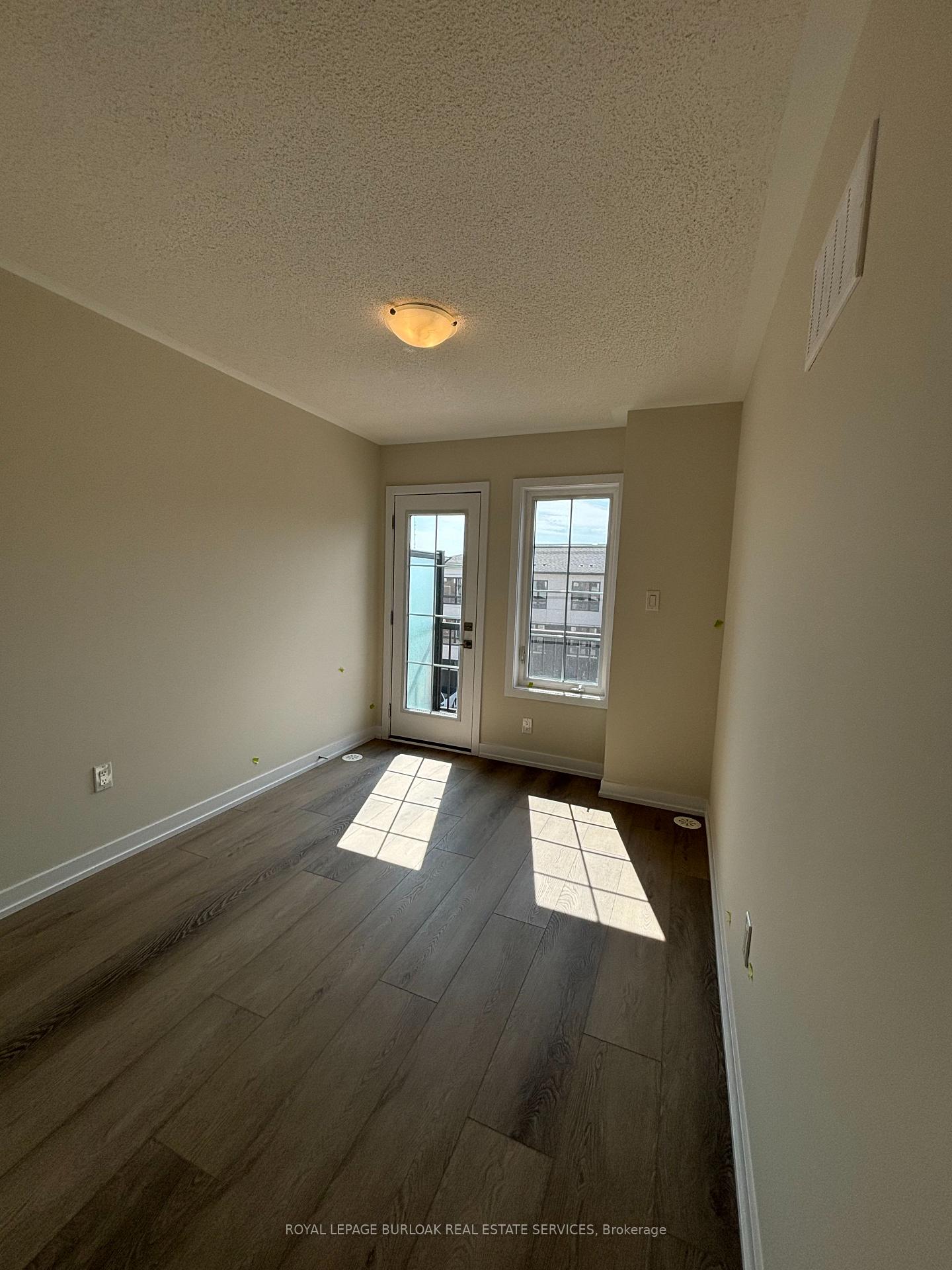 Photo 14 of Unit 15, 1319 Shevchenko Boulevard, Oakville, Northwest — HOMEH