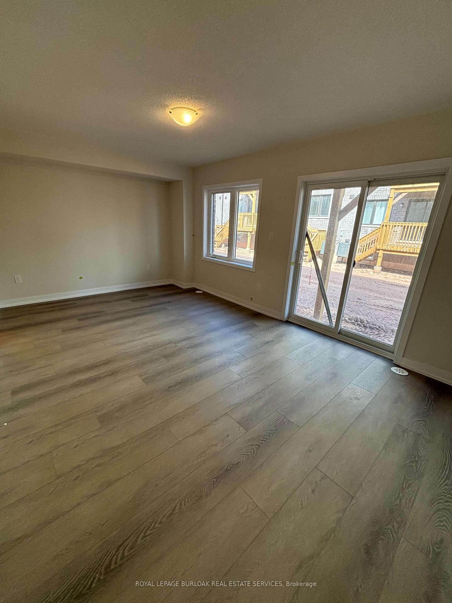 Photo 34 of Unit 15, 1319 Shevchenko Boulevard, Oakville, Northwest — HOMEH