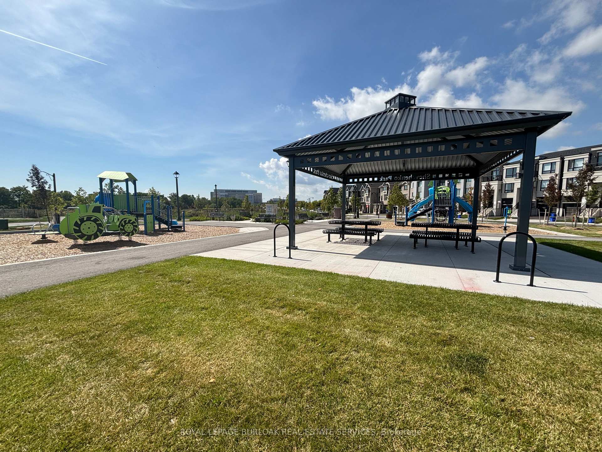 Photo 13 of Unit 15, 1319 Shevchenko Boulevard, Oakville, Northwest — HOMEH