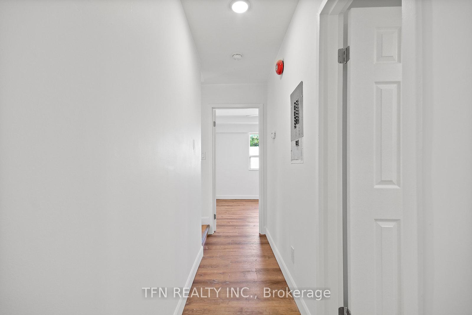 Photo 4 of Unit 203, 1328 Gerrard Street E, Toronto, Greenwood-Coxwell — HOMEH