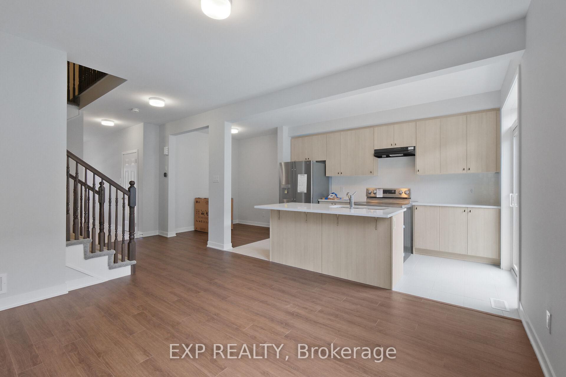 Photo 4 of 473 Brigatine Avenue, Ottawa, Stittsville (North) — HOMEH