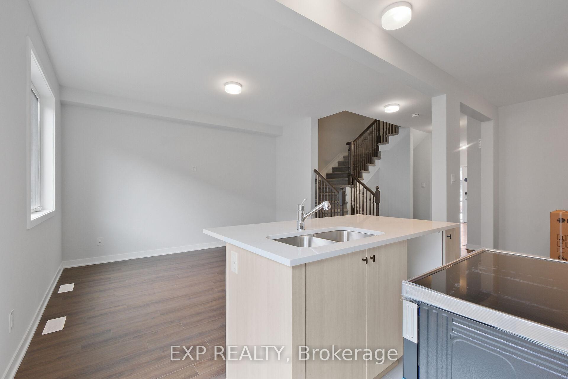 Photo 8 of 473 Brigatine Avenue, Ottawa, Stittsville (North) — HOMEH