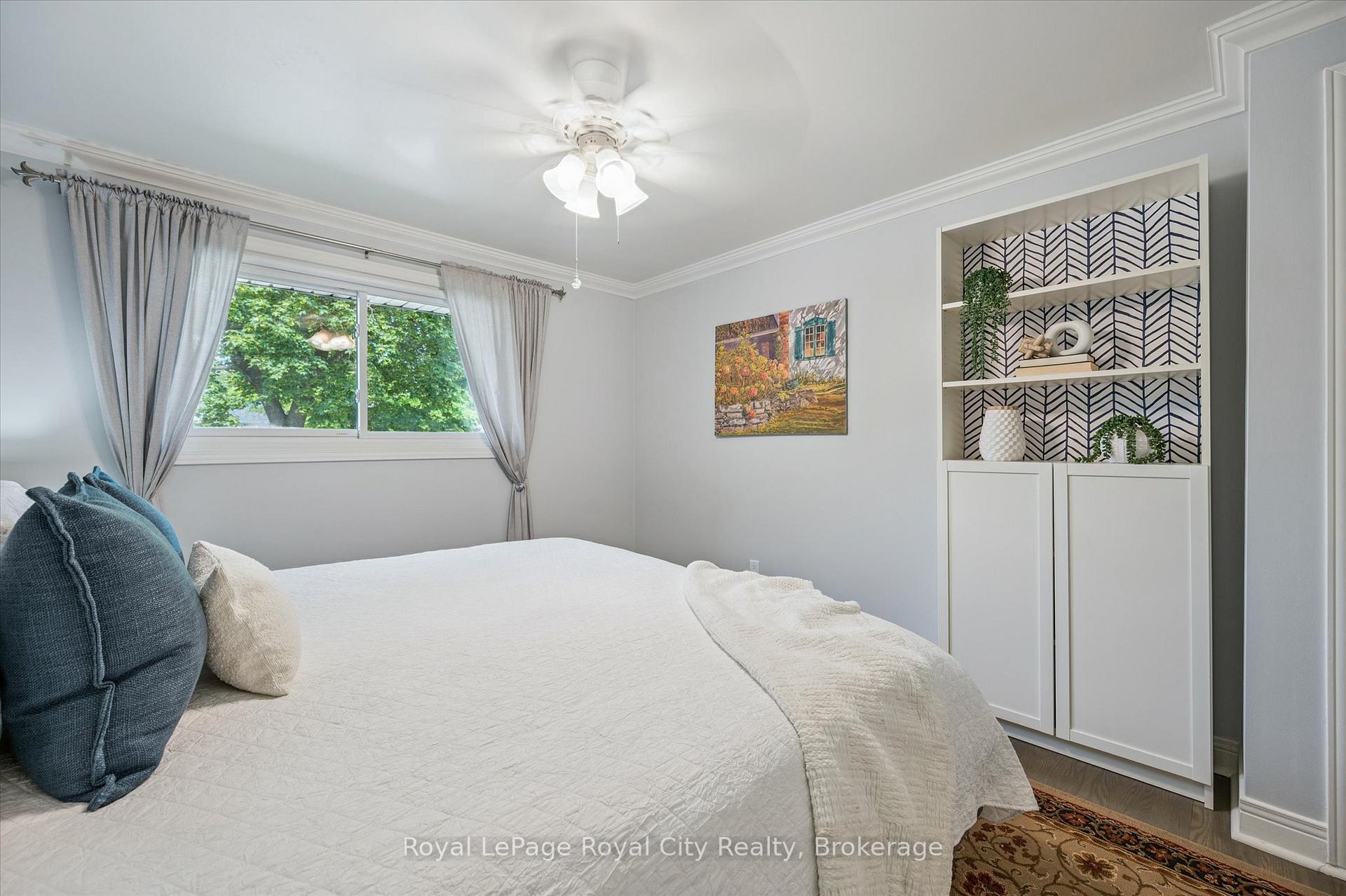 Photo 24 of 4 Carnaby Crescent, Guelph, Dovercliffe Park/Old University — HOMEH