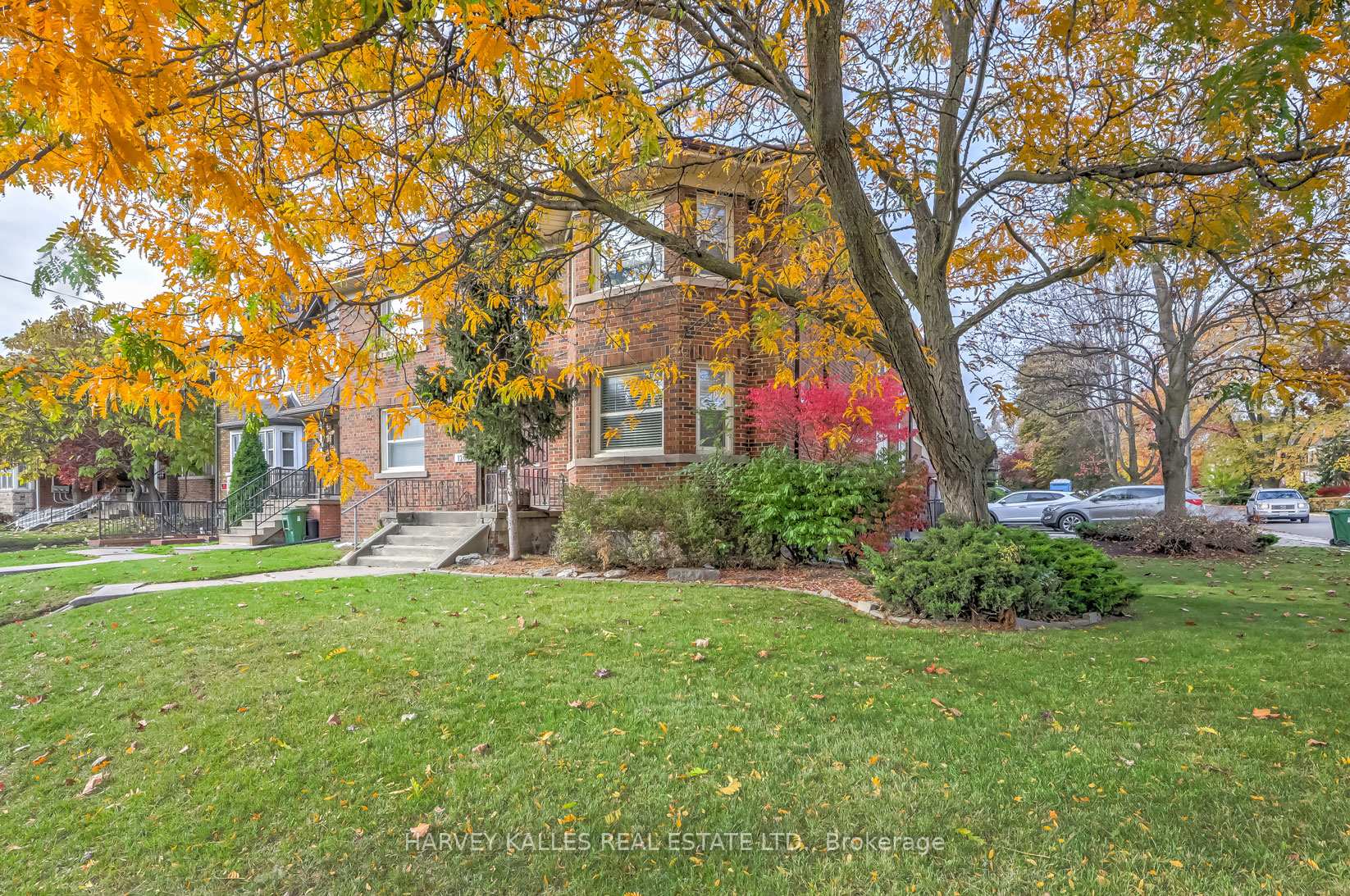 Photo 23 of Unit Upper#3, 1200 Avenue Road, Toronto, Lawrence Park South — HOMEH