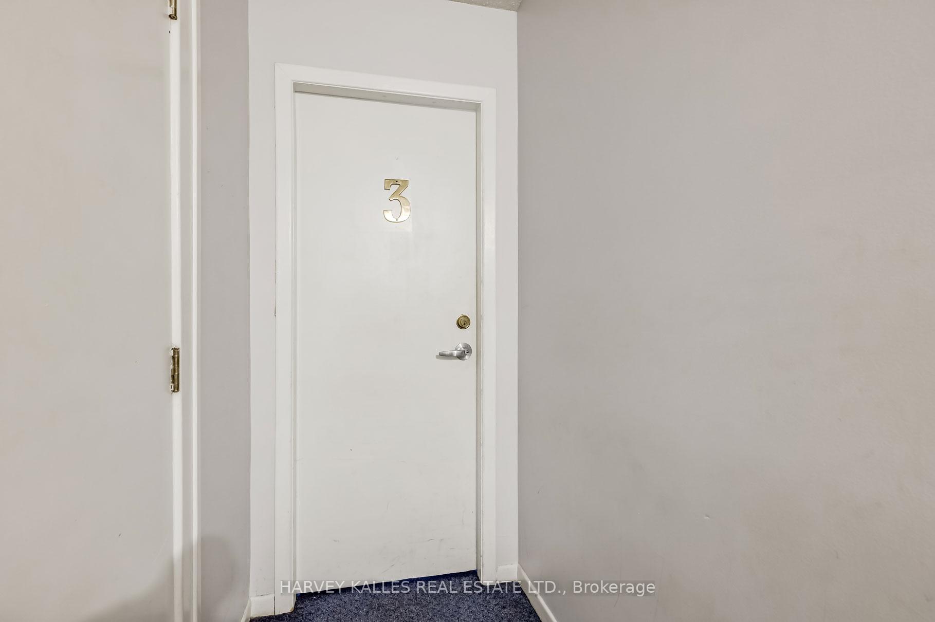 Photo 25 of Unit Upper#3, 1200 Avenue Road, Toronto, Lawrence Park South — HOMEH