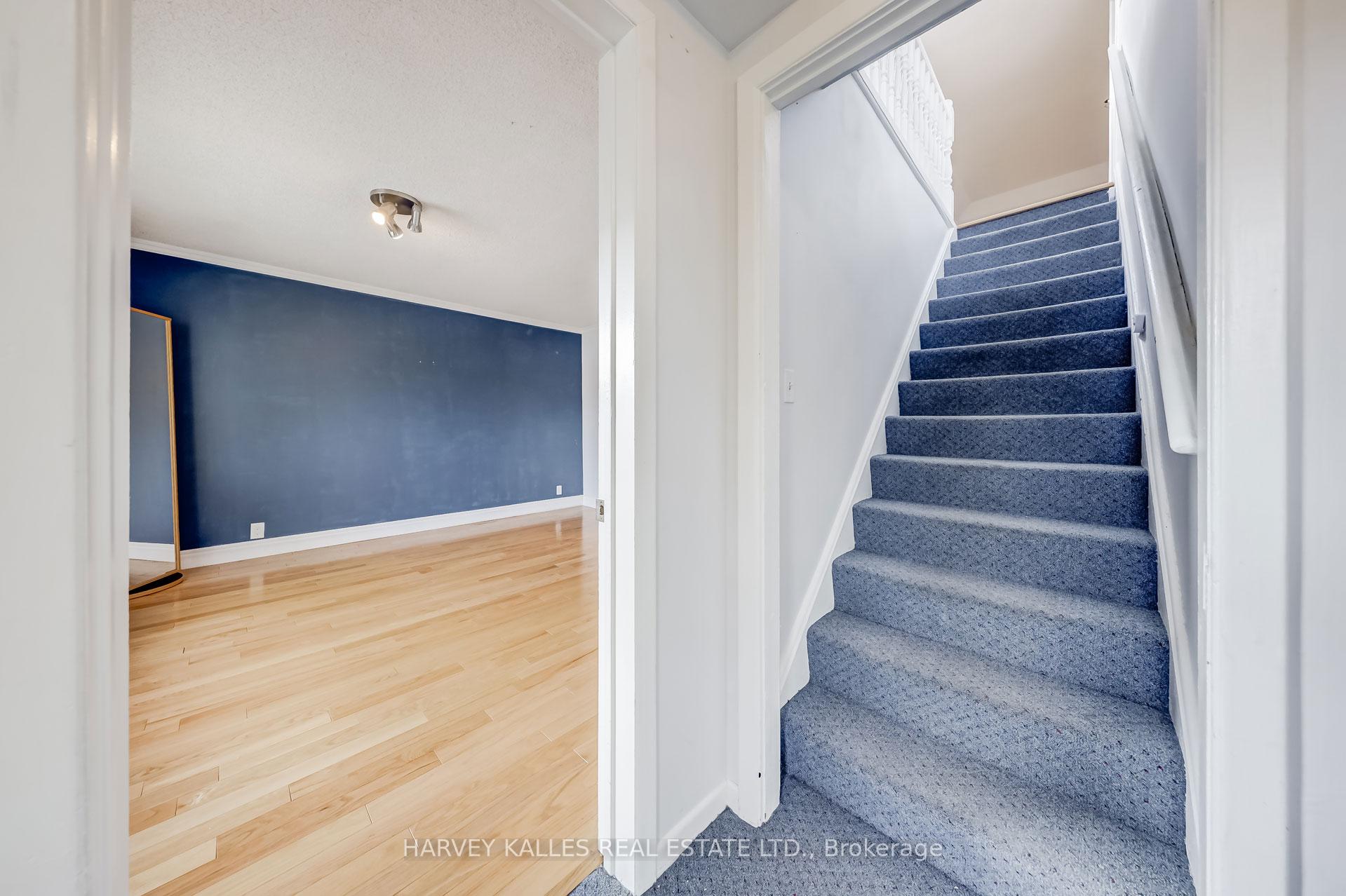 Photo 18 of Unit Upper#3, 1200 Avenue Road, Toronto, Lawrence Park South — HOMEH