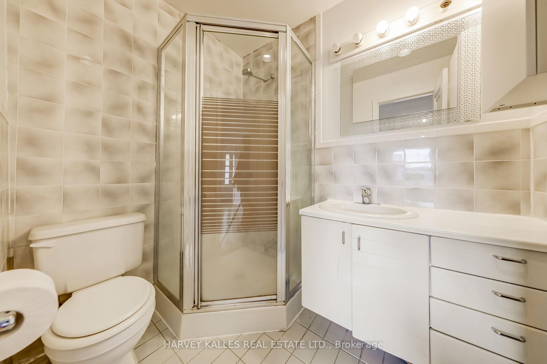 Photo 7 of Unit Upper#3, 1200 Avenue Road, Toronto, Lawrence Park South — HOMEH
