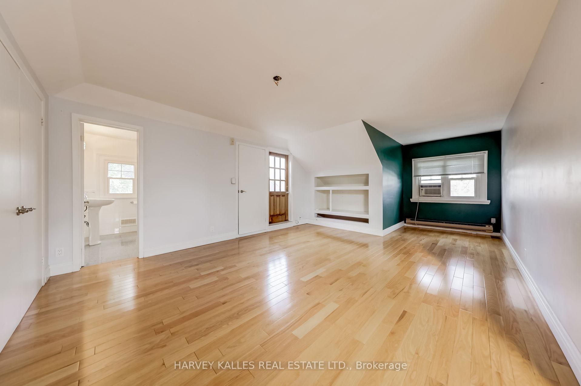 Photo 16 of Unit Upper#3, 1200 Avenue Road, Toronto, Lawrence Park South — HOMEH