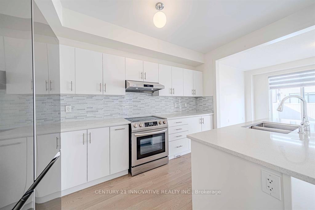 Photo 14 of 46 Clipper Lane, Clarington, Bowmanville — HOMEH