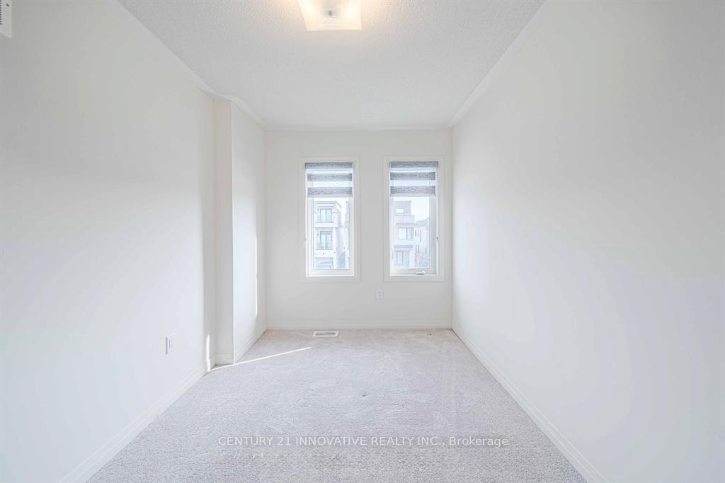 Photo 38 of 46 Clipper Lane, Clarington, Bowmanville — HOMEH