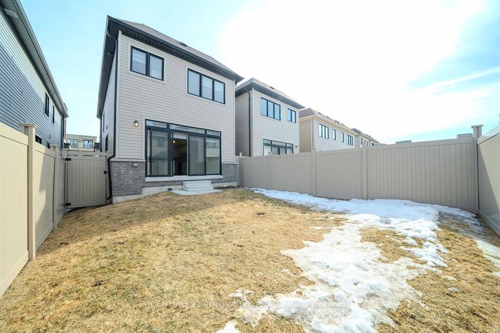 Photo 31 of 46 Clipper Lane, Clarington, Bowmanville — HOMEH