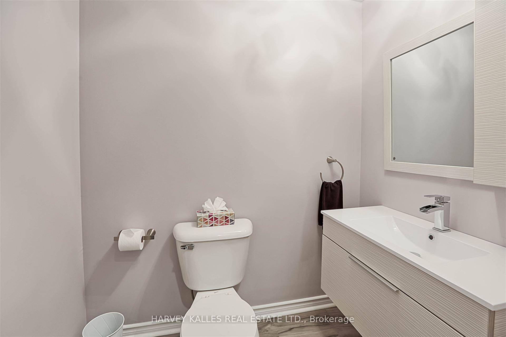 Photo 24 of 36 Canyon Gate Crescent, Vaughan, Maple — HOMEH