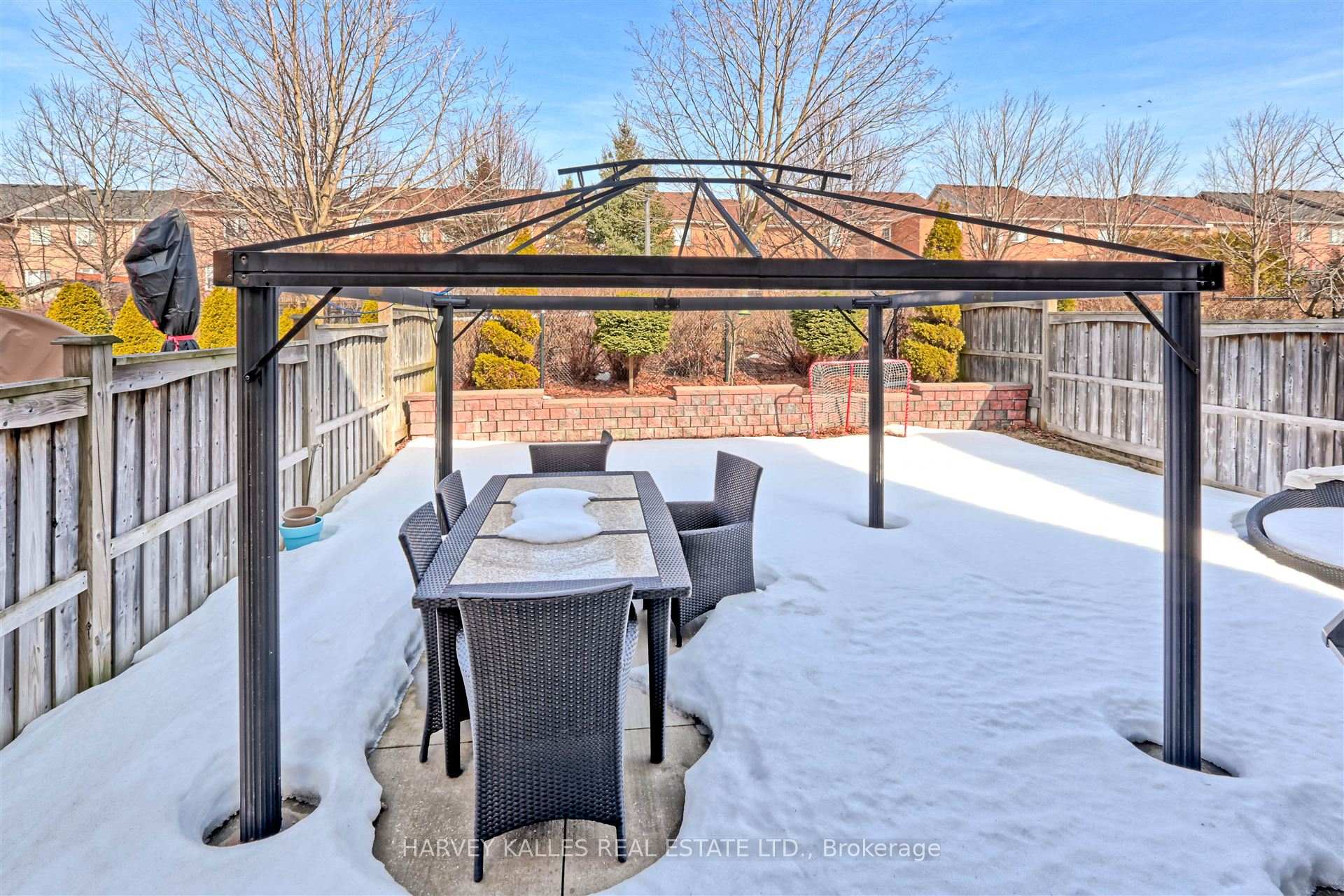 Photo 32 of 36 Canyon Gate Crescent, Vaughan, Maple — HOMEH