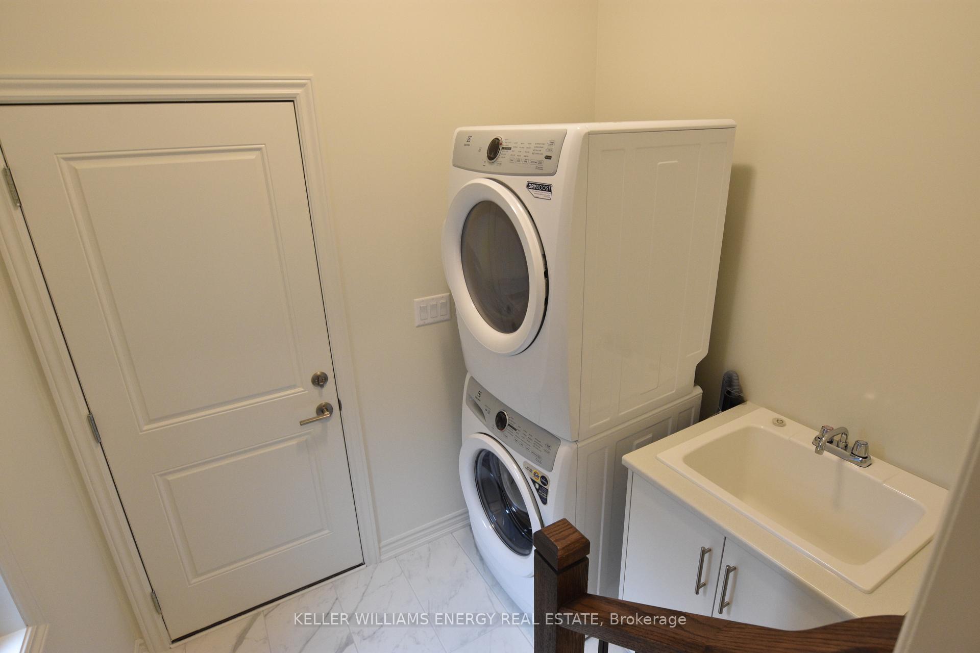 Photo 14 of 481 Twin Streams Road, Whitby, Rural Whitby — HOMEH