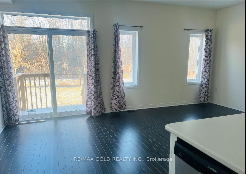 Photo 8 of 30 Brixham Lane, Brampton, Northwest Brampton — HOMEH