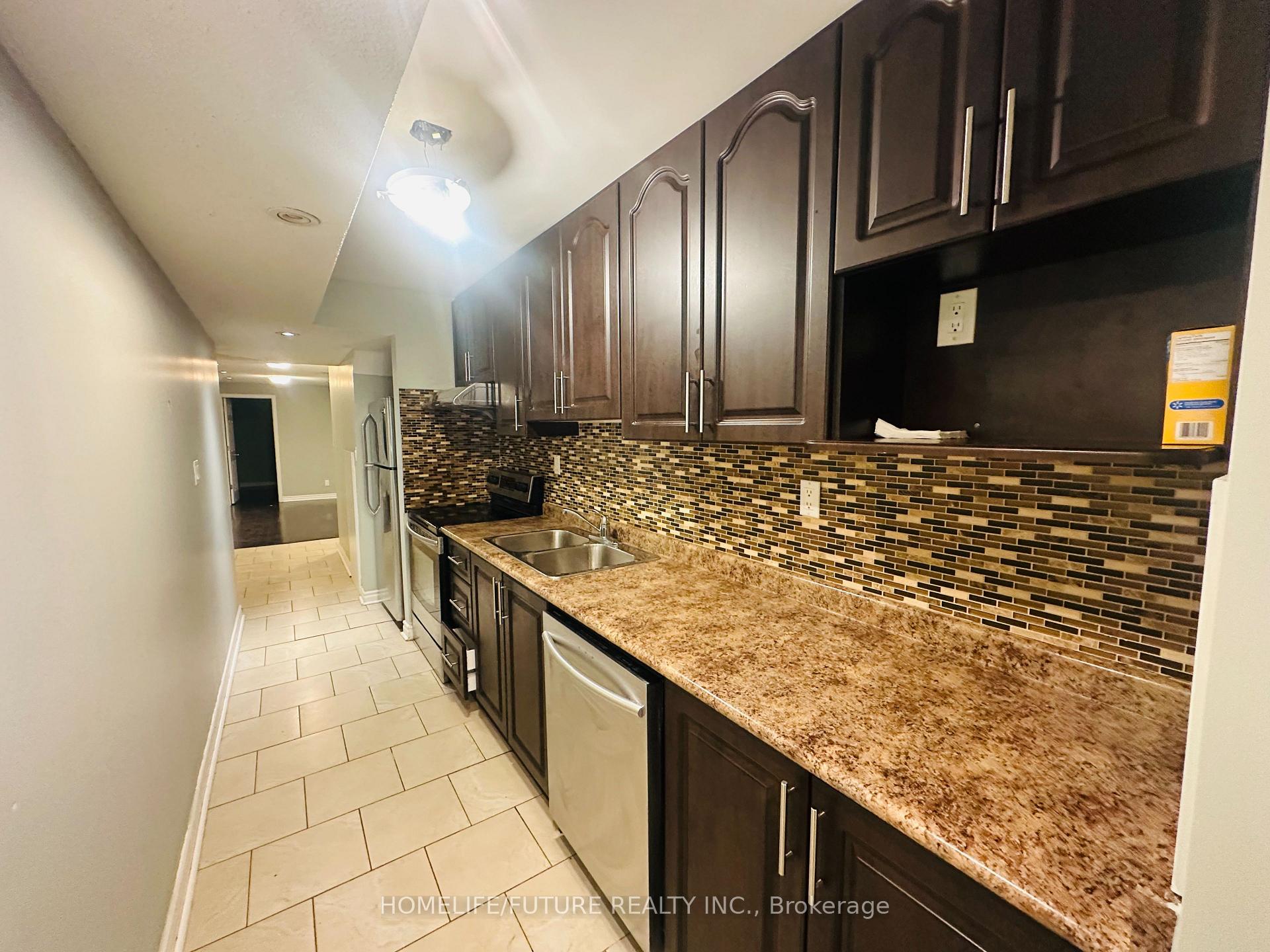 Photo 3 of 776 Mccue Drive, Oshawa, Taunton — HOMEH