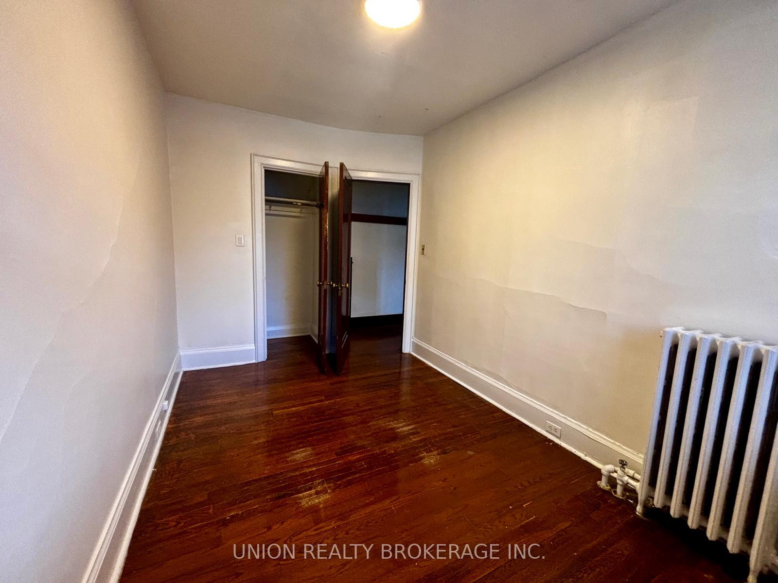 Photo 6 of Unit 5, 59 Balsam Avenue, Toronto, The Beaches — HOMEH