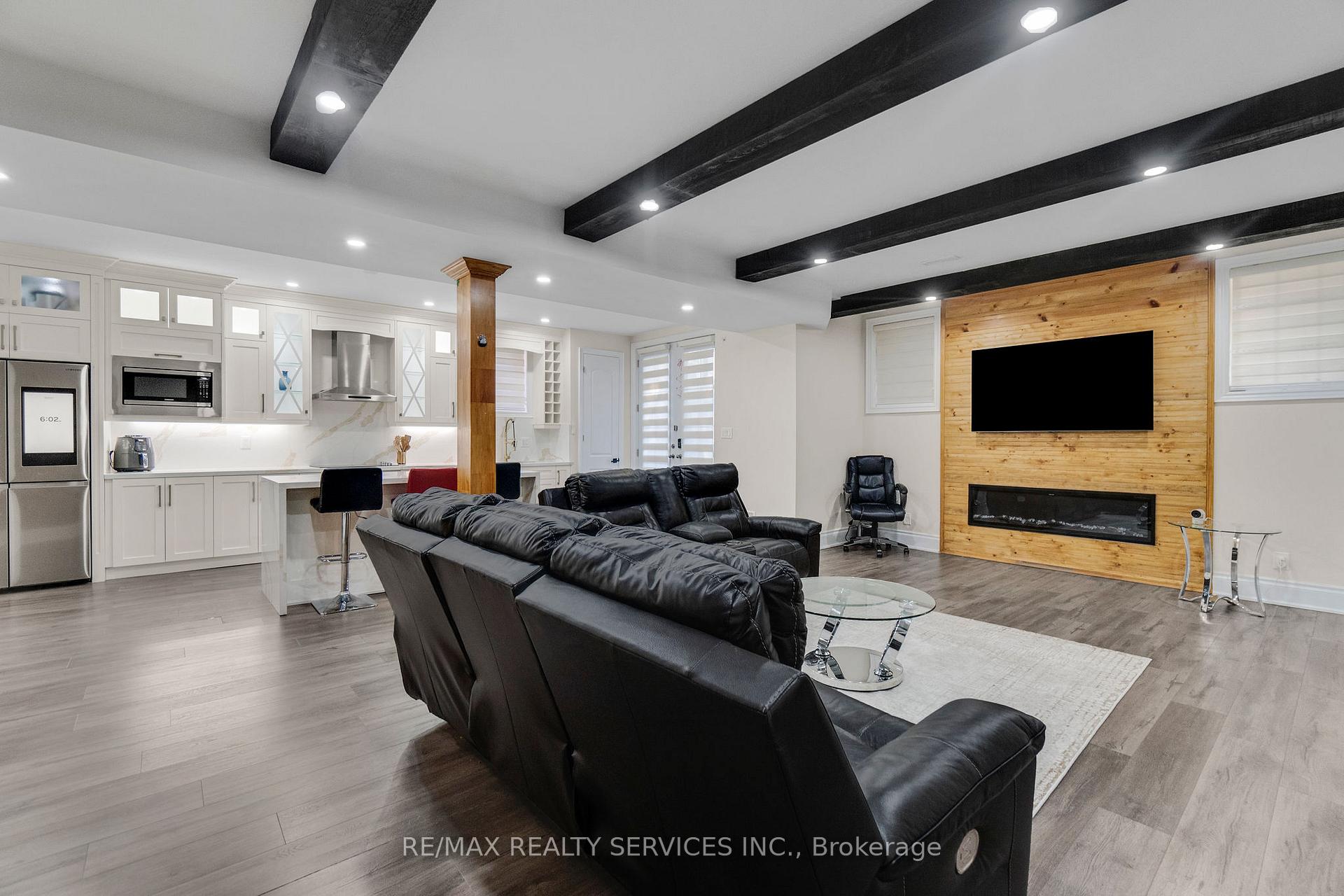Photo 13 of Unit Bsmt, 66 Hanbury Crescent, Brampton, Credit Valley — HOMEH