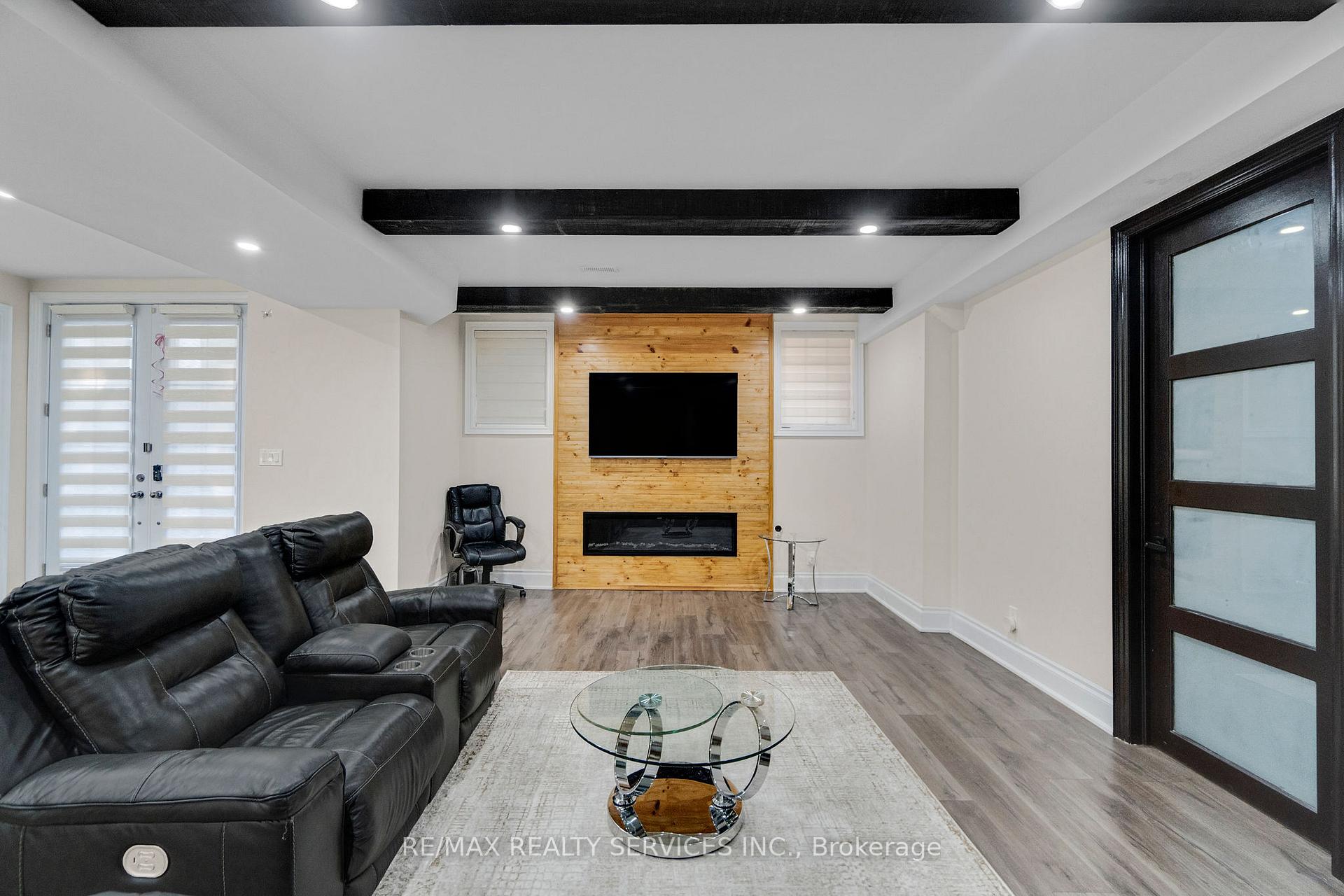 Photo 14 of Unit Bsmt, 66 Hanbury Crescent, Brampton, Credit Valley — HOMEH