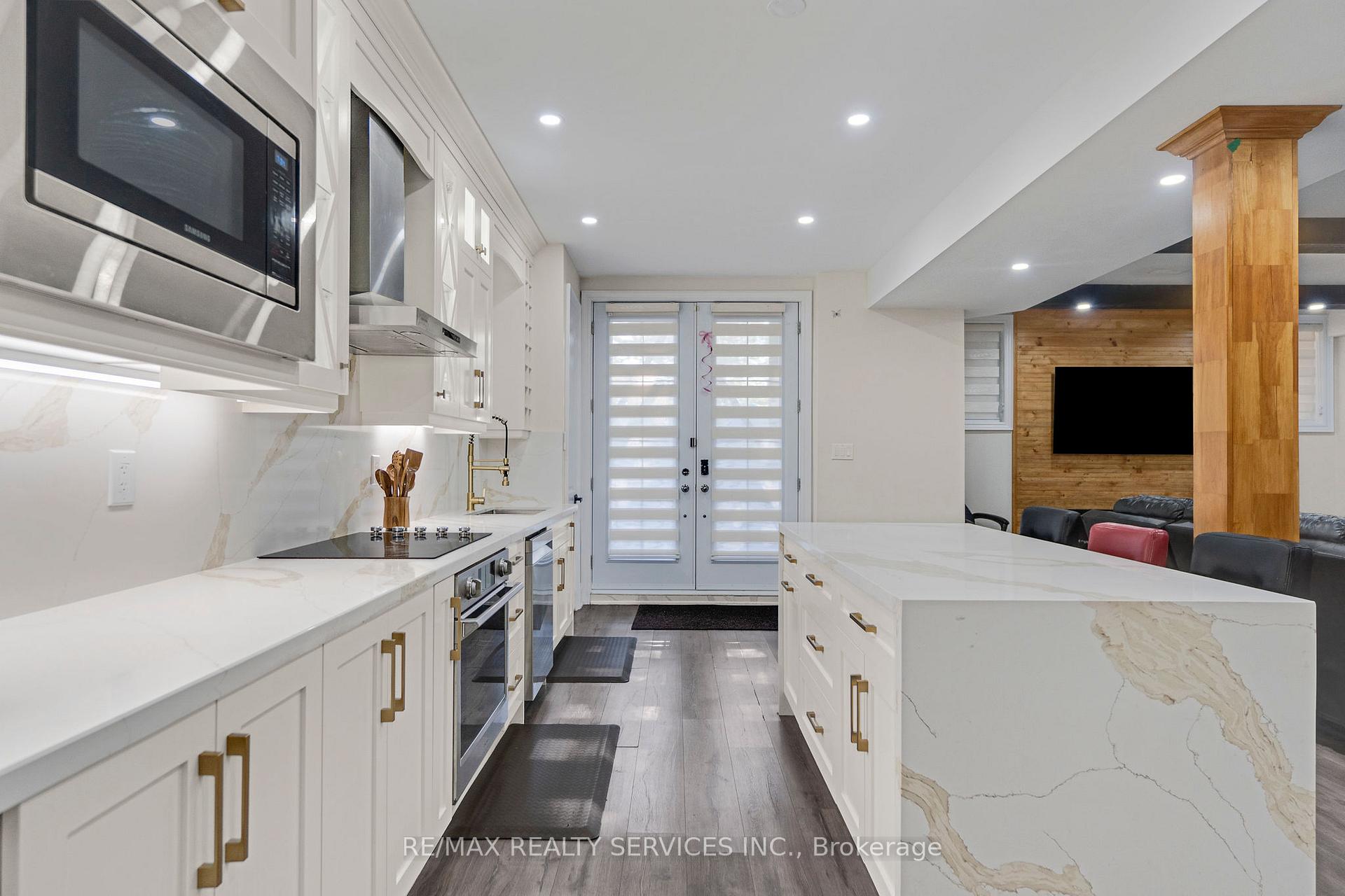 Photo 11 of Unit Bsmt, 66 Hanbury Crescent, Brampton, Credit Valley — HOMEH
