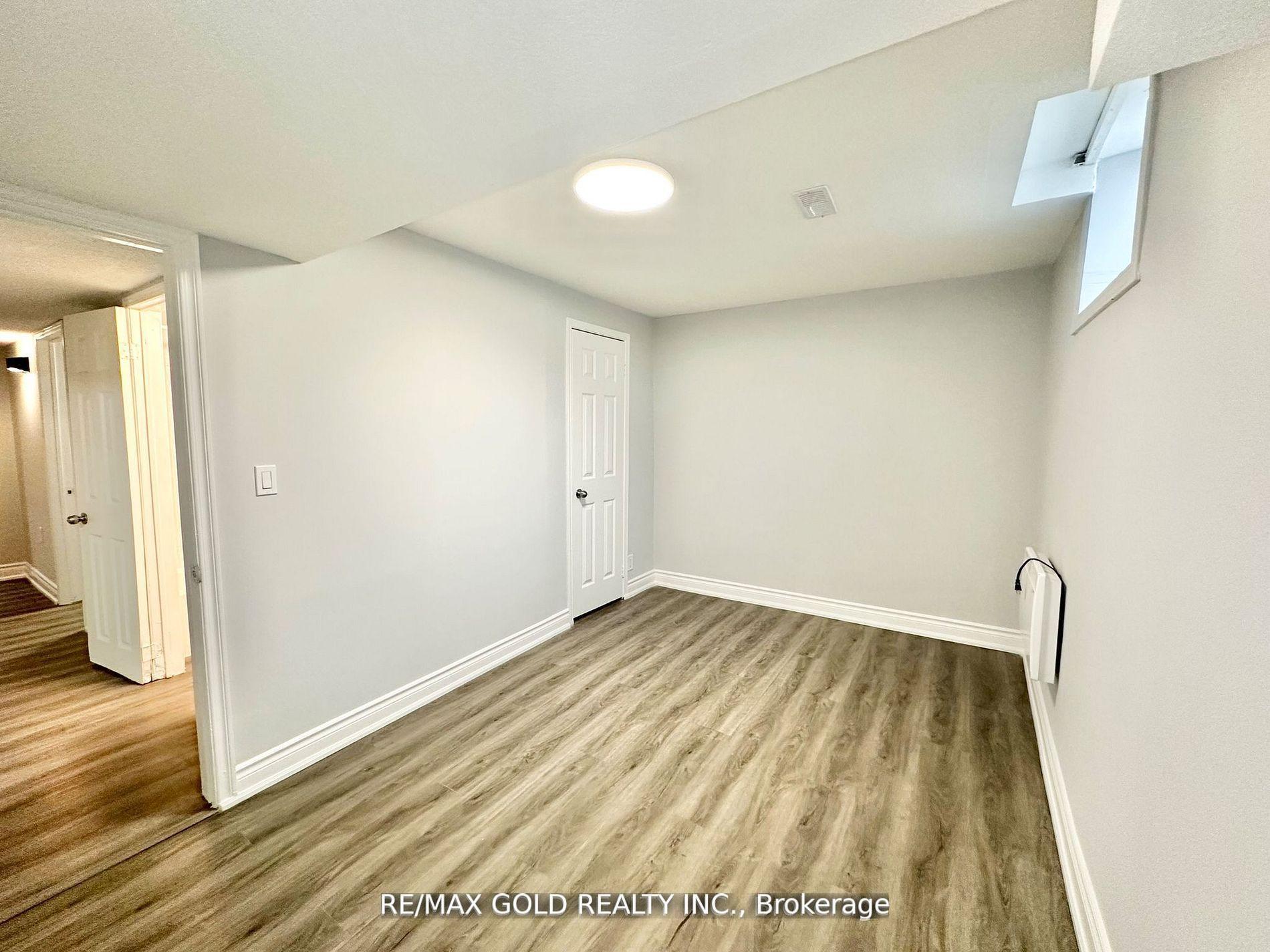 Photo 8 of Unit Bsmnt, 148 Morton Way, Brampton, Fletcher's West — HOMEH
