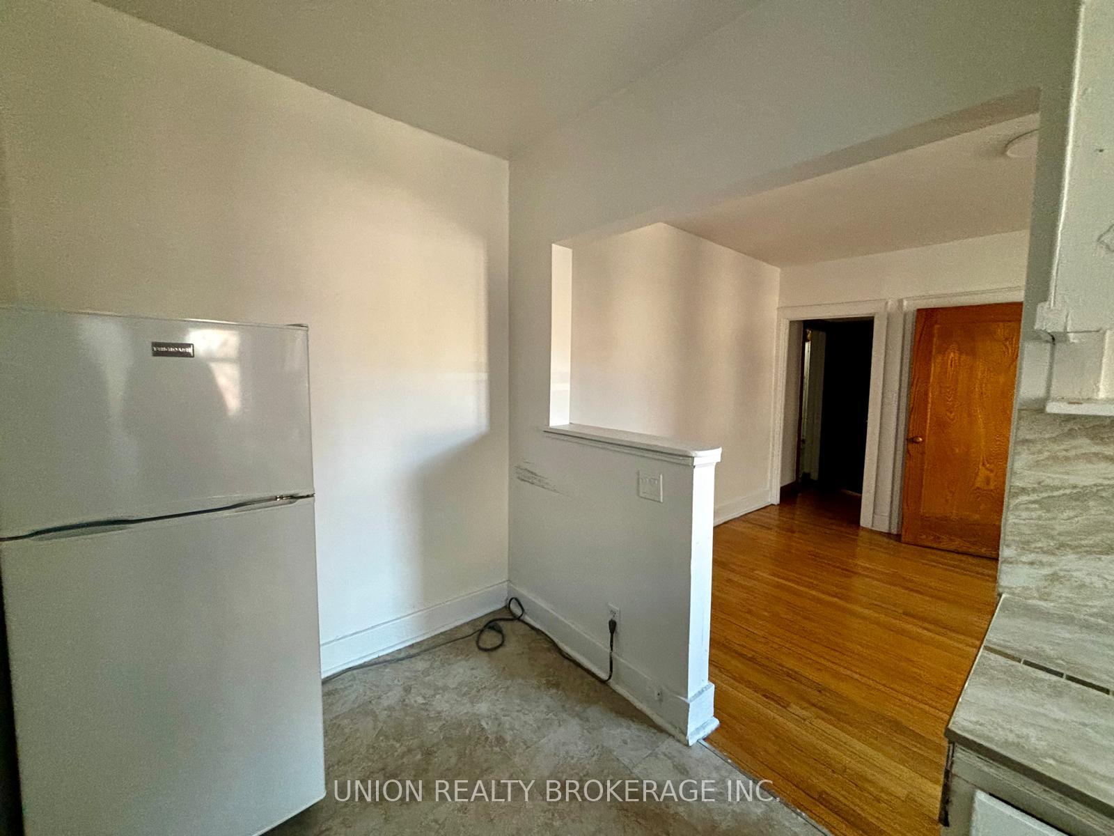 Photo 6 of Unit 203, 2405 Queen Street E, Toronto, The Beaches — HOMEH