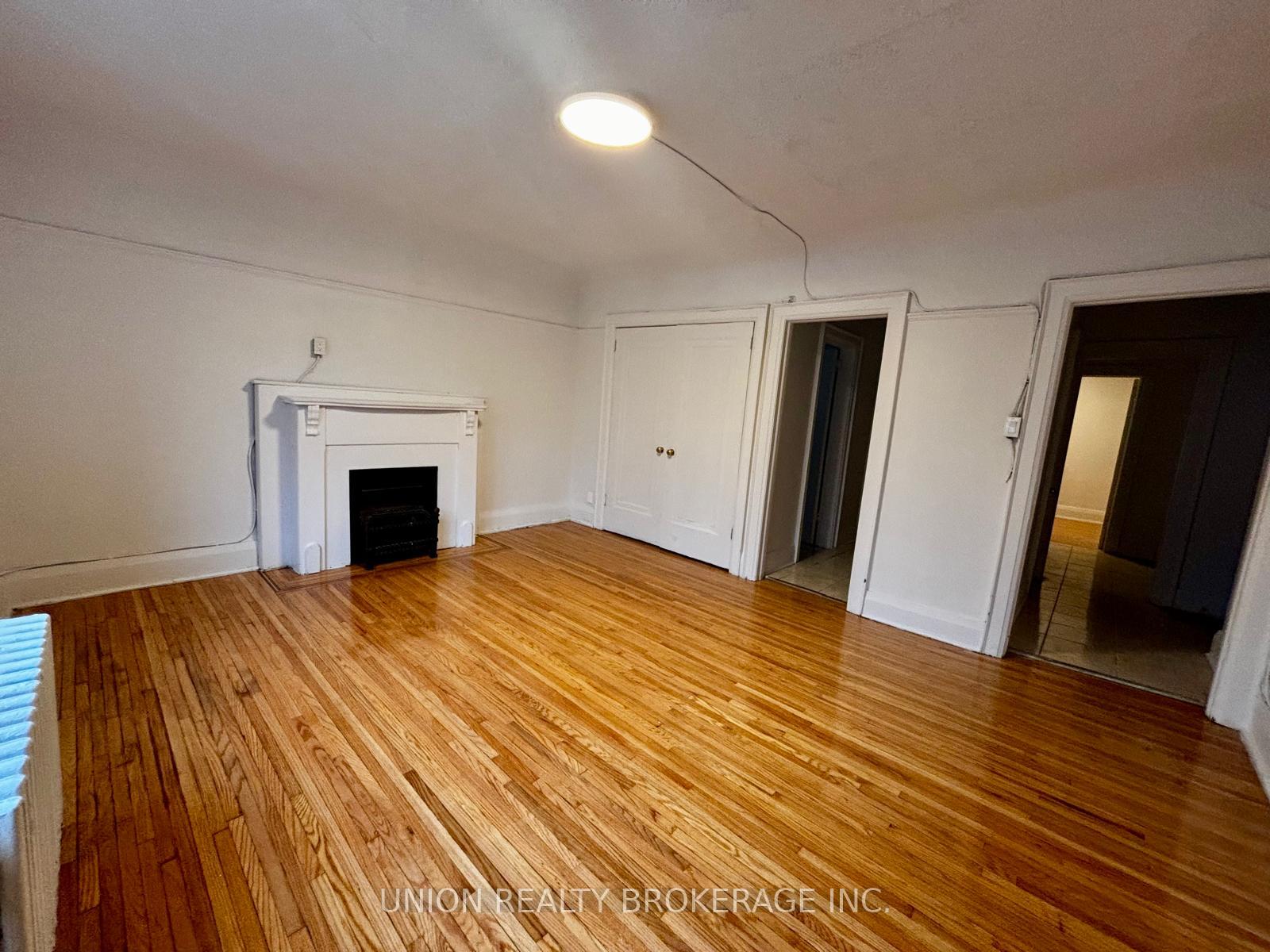 Photo 1 of Unit 8, 2393 Queen Street E, Toronto, The Beaches — HOMEH