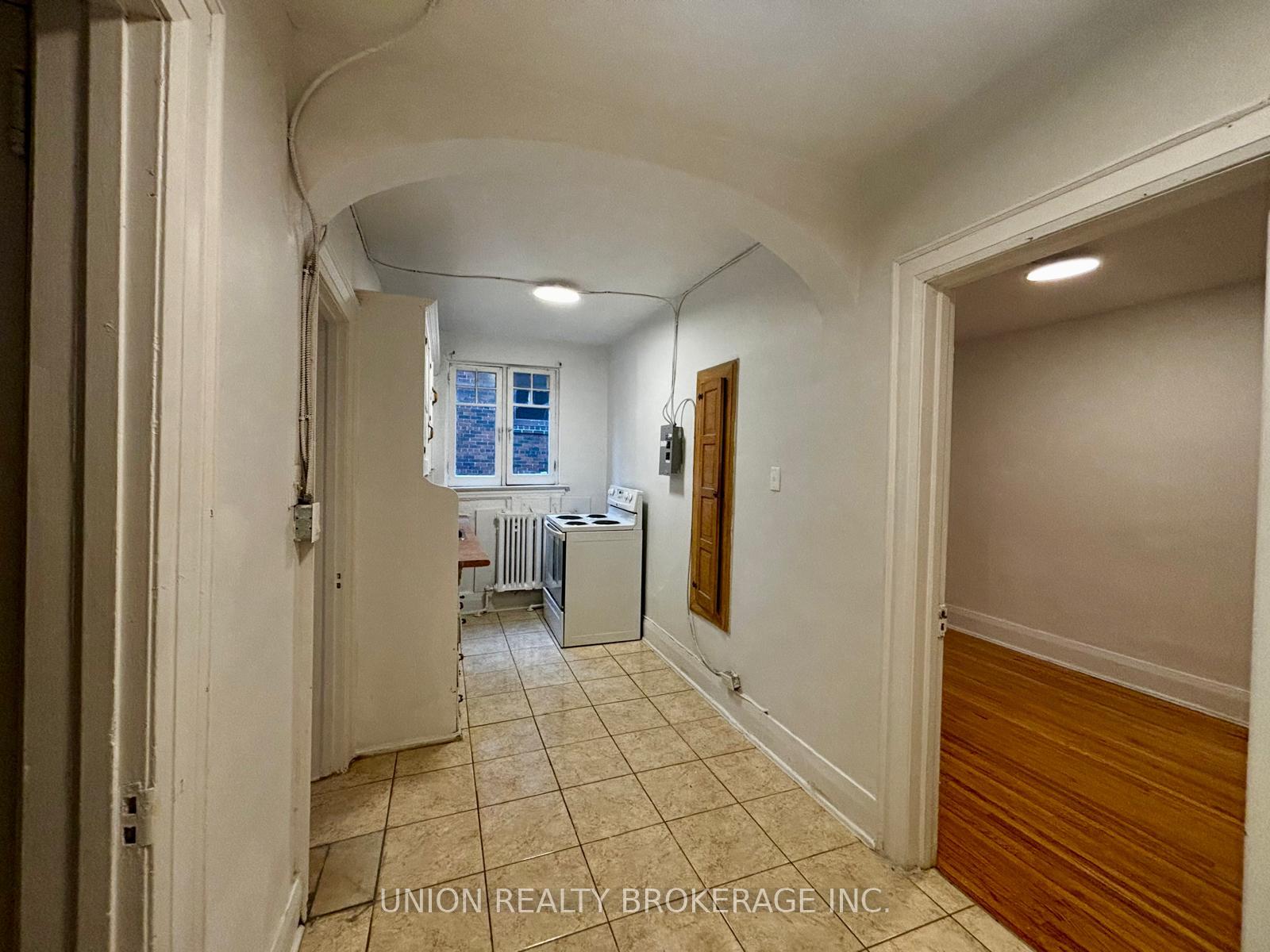 Photo 9 of Unit 8, 2393 Queen Street E, Toronto, The Beaches — HOMEH