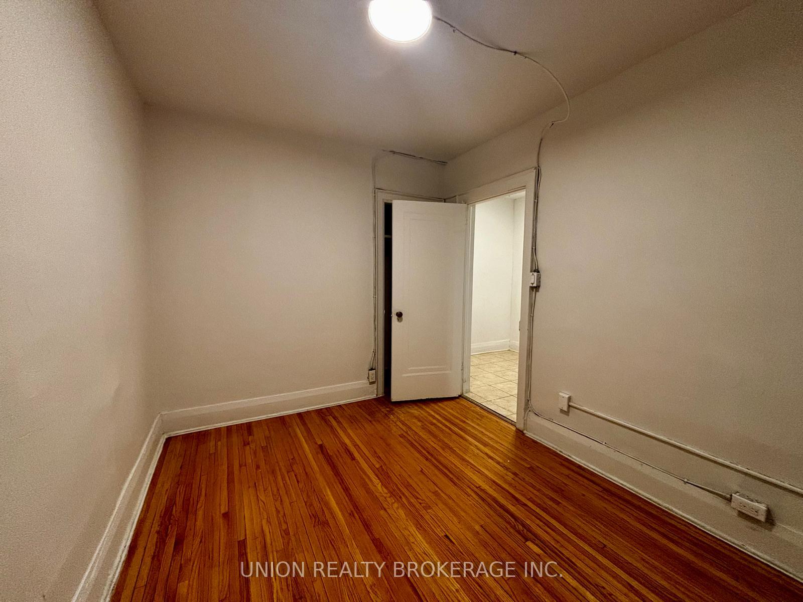 Photo 4 of Unit 8, 2393 Queen Street E, Toronto, The Beaches — HOMEH