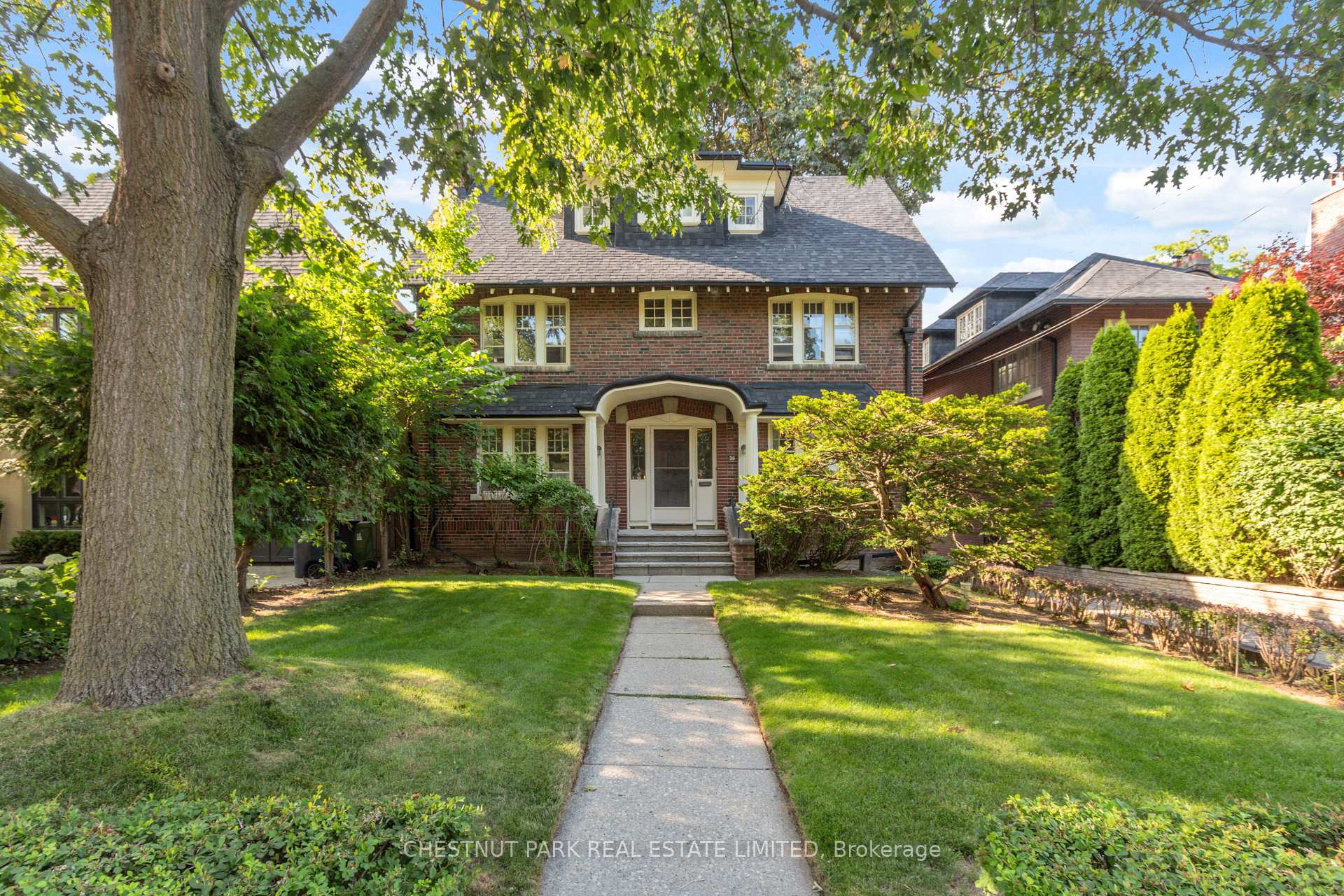 Front of 36 Glenview Avenue